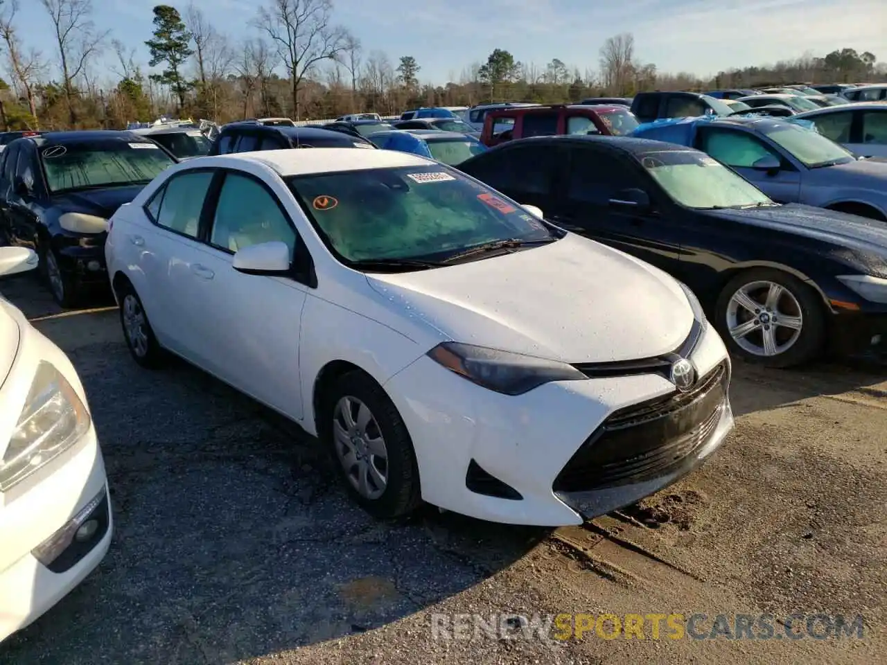 1 Photograph of a damaged car 2T1BURHE5KC208336 TOYOTA COROLLA 2019