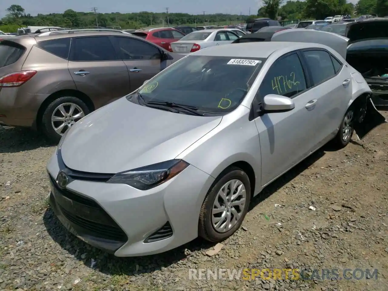 2 Photograph of a damaged car 2T1BURHE5KC208966 TOYOTA COROLLA 2019