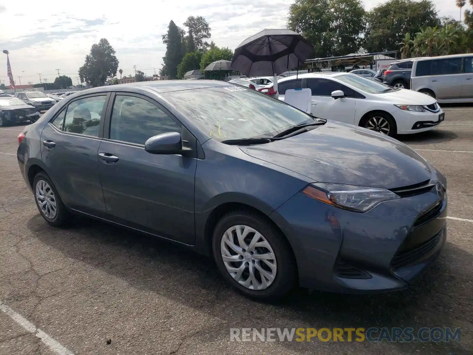 1 Photograph of a damaged car 2T1BURHE5KC209597 TOYOTA COROLLA 2019