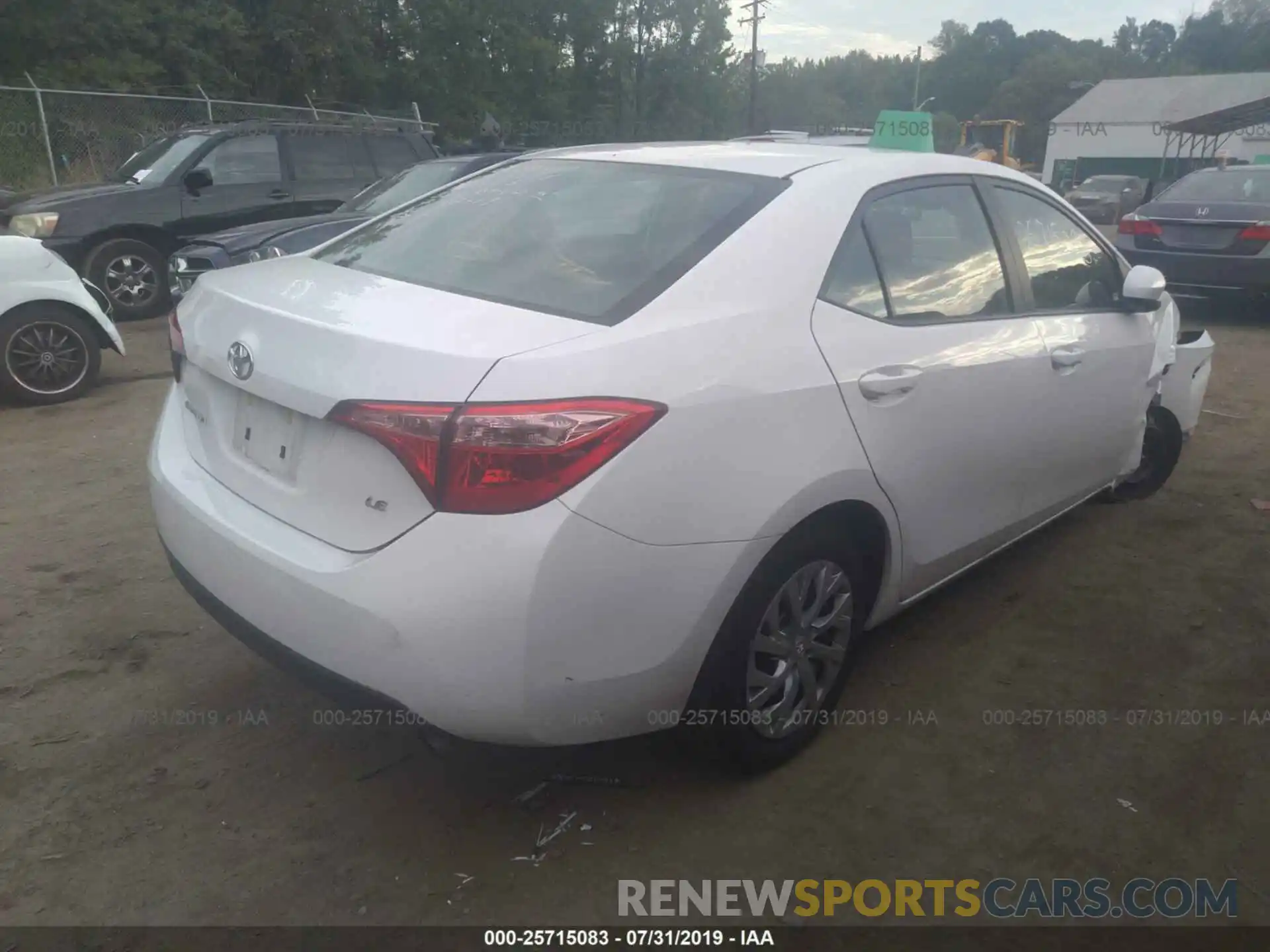 4 Photograph of a damaged car 2T1BURHE5KC209678 TOYOTA COROLLA 2019