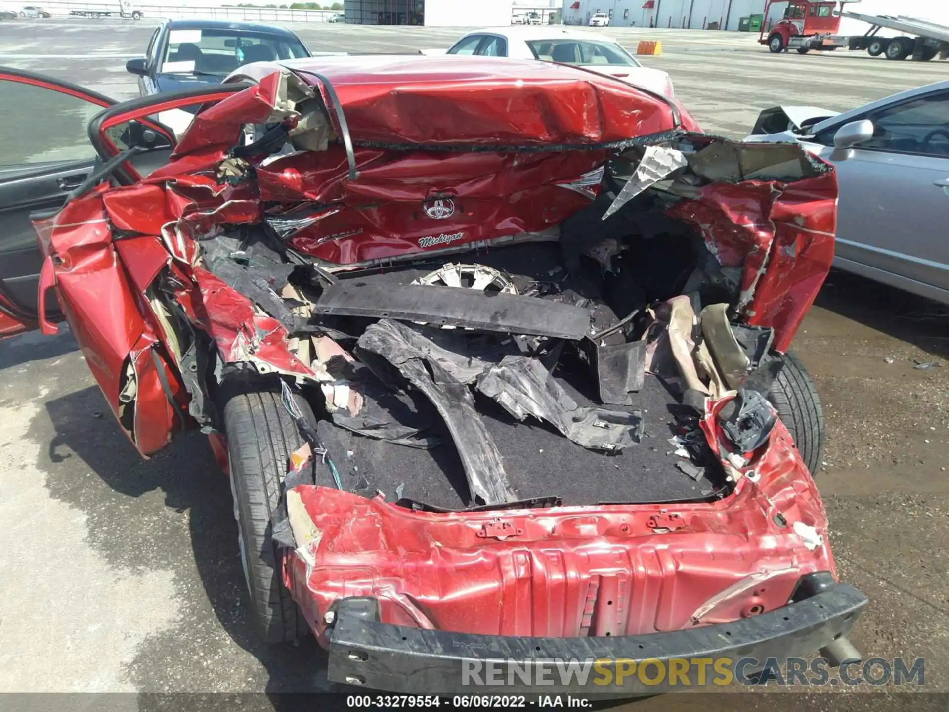 6 Photograph of a damaged car 2T1BURHE5KC210829 TOYOTA COROLLA 2019