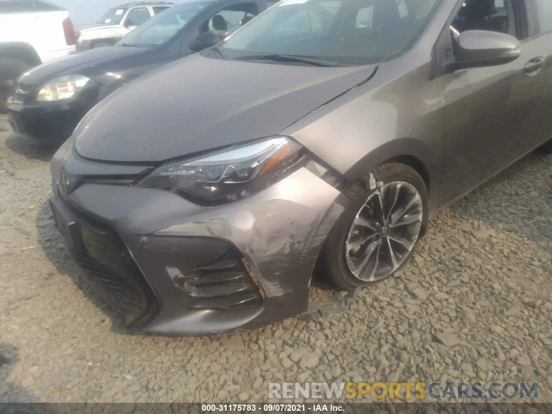 6 Photograph of a damaged car 2T1BURHE5KC211351 TOYOTA COROLLA 2019