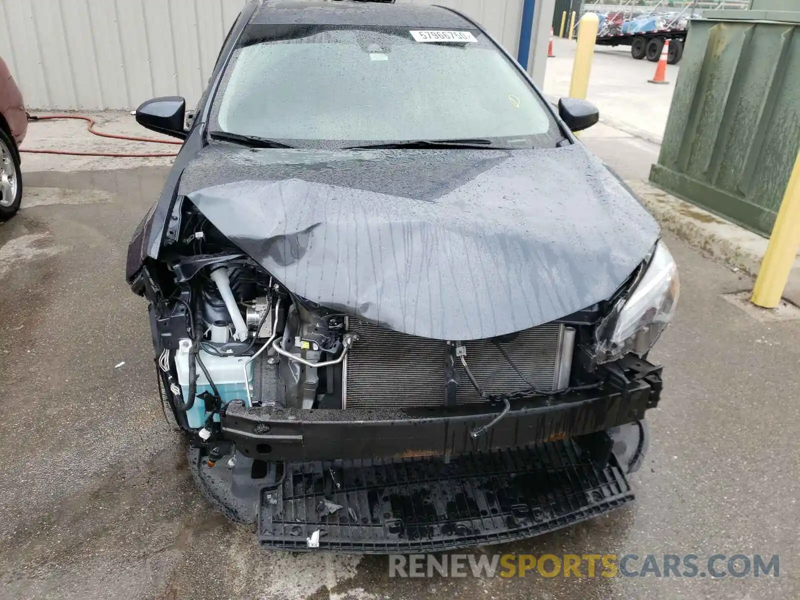 9 Photograph of a damaged car 2T1BURHE5KC212127 TOYOTA COROLLA 2019