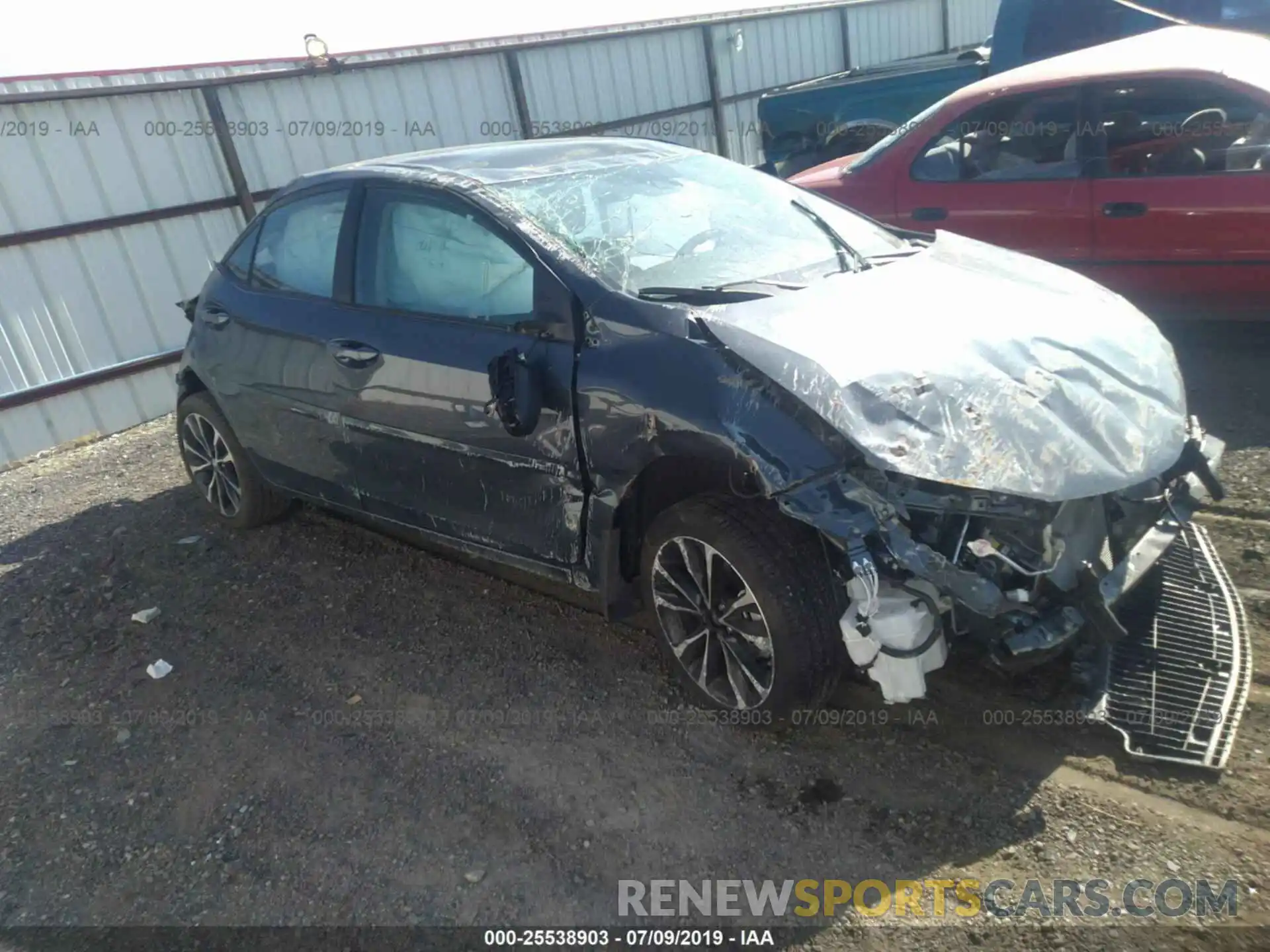 1 Photograph of a damaged car 2T1BURHE5KC213388 TOYOTA COROLLA 2019