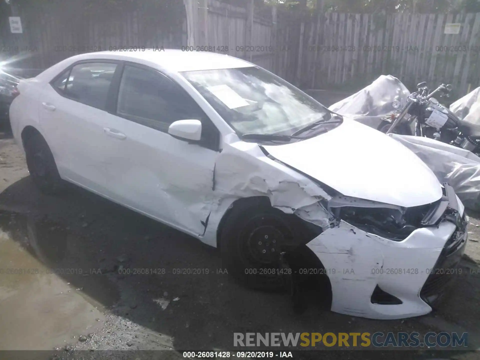 1 Photograph of a damaged car 2T1BURHE5KC215643 TOYOTA COROLLA 2019