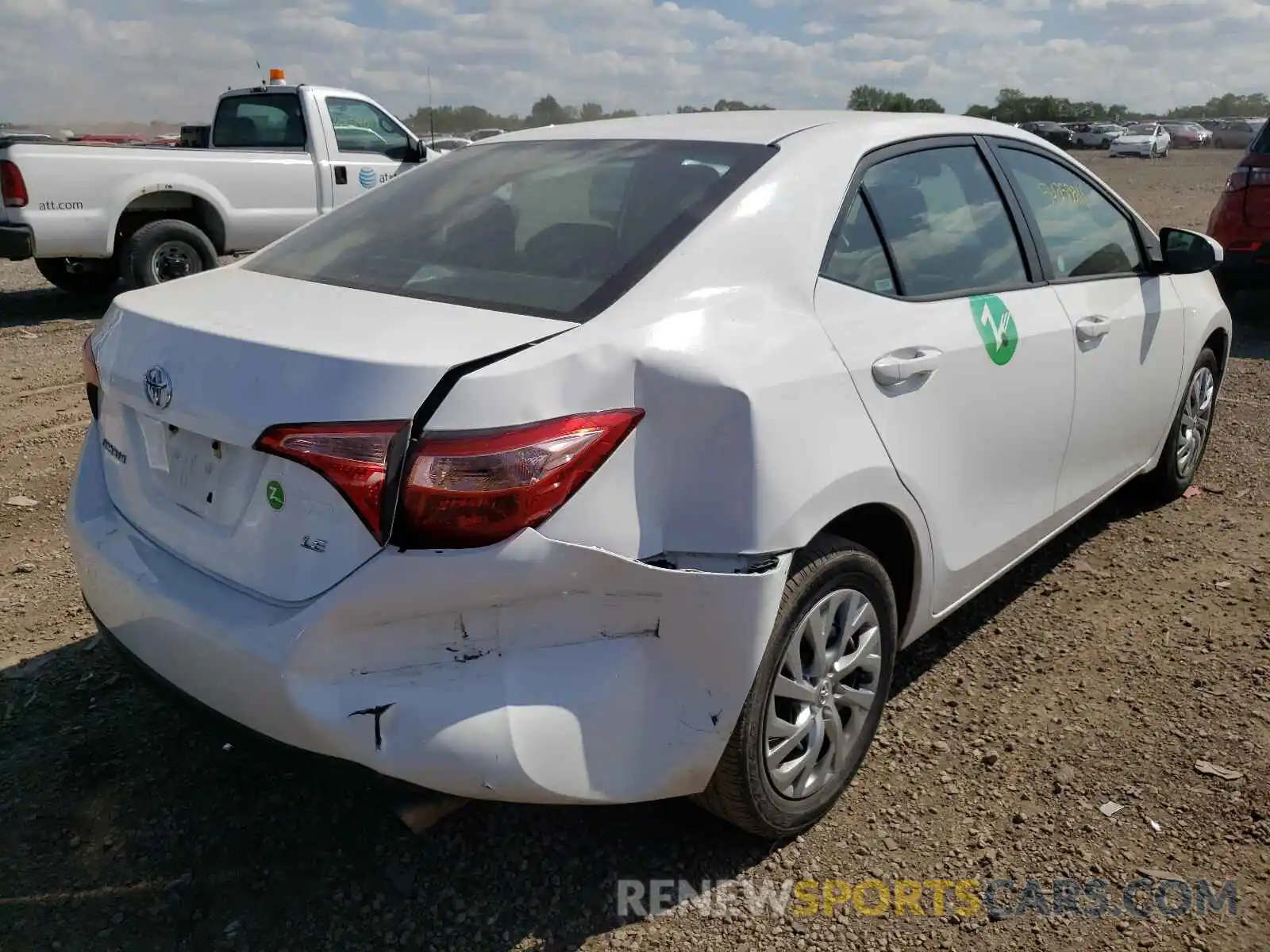 4 Photograph of a damaged car 2T1BURHE5KC217439 TOYOTA COROLLA 2019