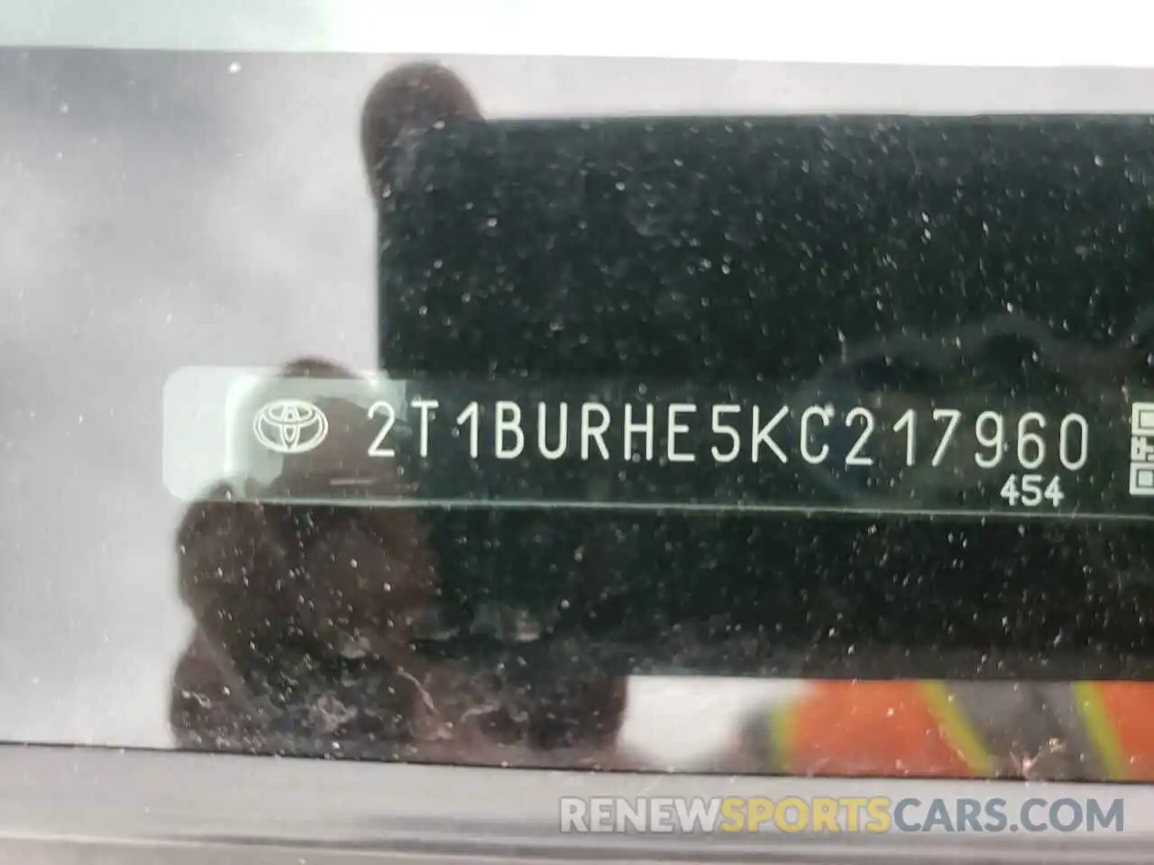 10 Photograph of a damaged car 2T1BURHE5KC217960 TOYOTA COROLLA 2019