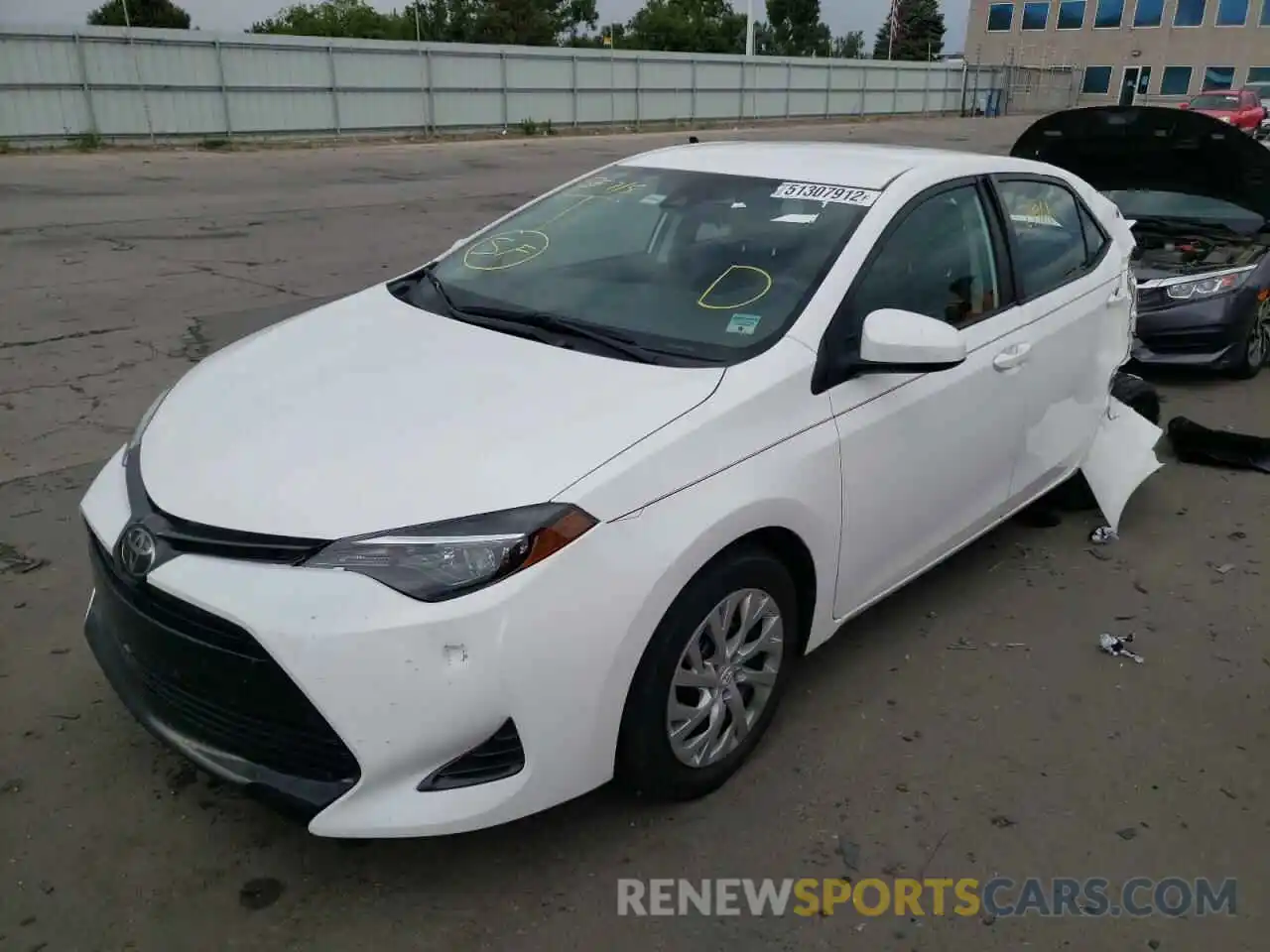 2 Photograph of a damaged car 2T1BURHE5KC217960 TOYOTA COROLLA 2019