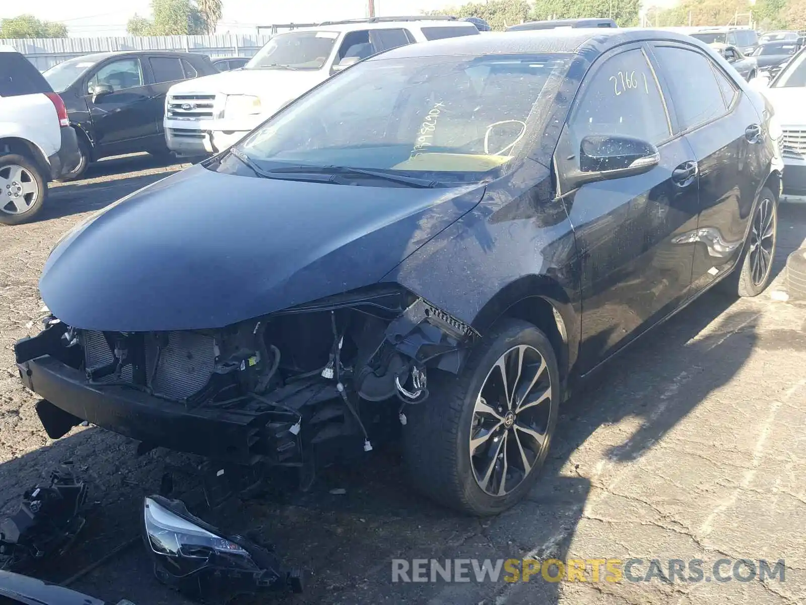 2 Photograph of a damaged car 2T1BURHE5KC218669 TOYOTA COROLLA 2019