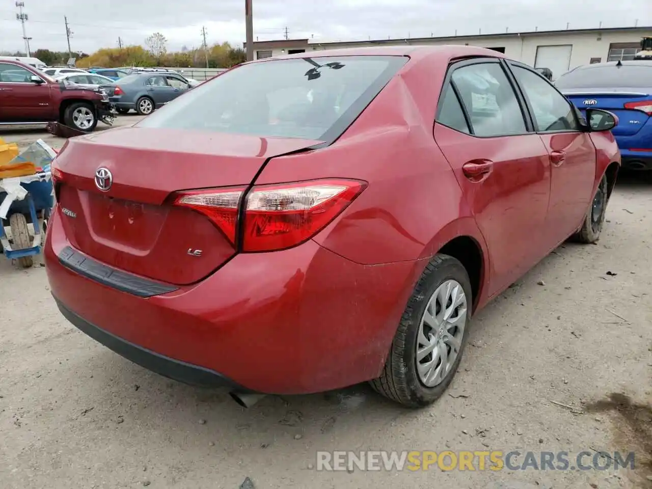 4 Photograph of a damaged car 2T1BURHE5KC219451 TOYOTA COROLLA 2019