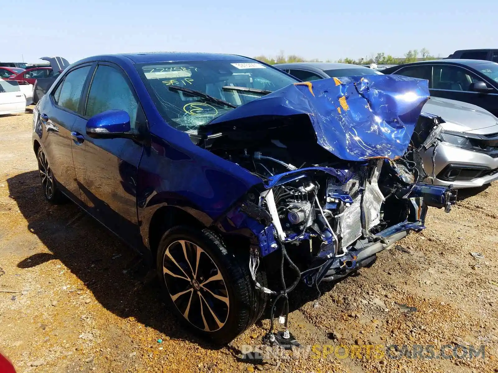 1 Photograph of a damaged car 2T1BURHE5KC219465 TOYOTA COROLLA 2019