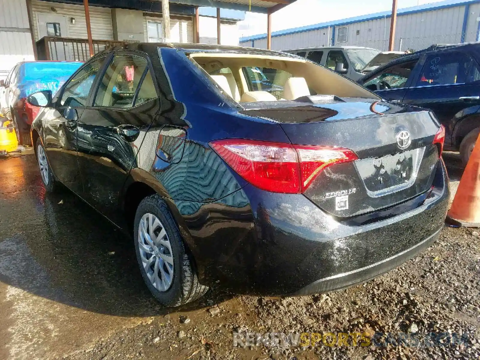 3 Photograph of a damaged car 2T1BURHE5KC219580 TOYOTA COROLLA 2019