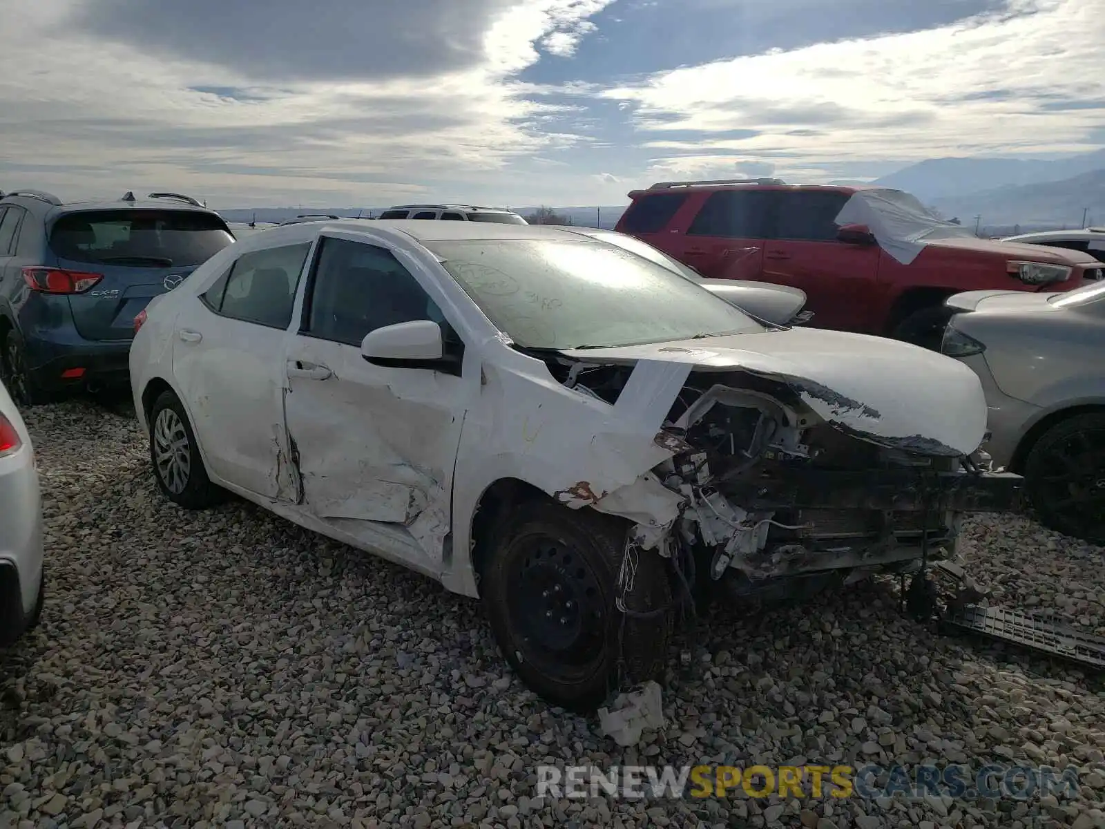 1 Photograph of a damaged car 2T1BURHE5KC220261 TOYOTA COROLLA 2019