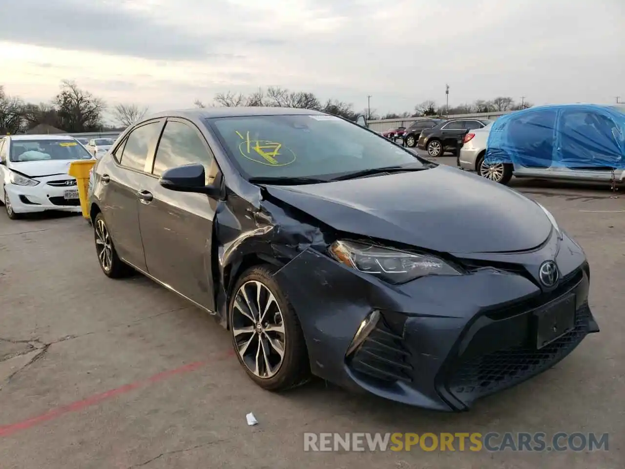 1 Photograph of a damaged car 2T1BURHE5KC220969 TOYOTA COROLLA 2019