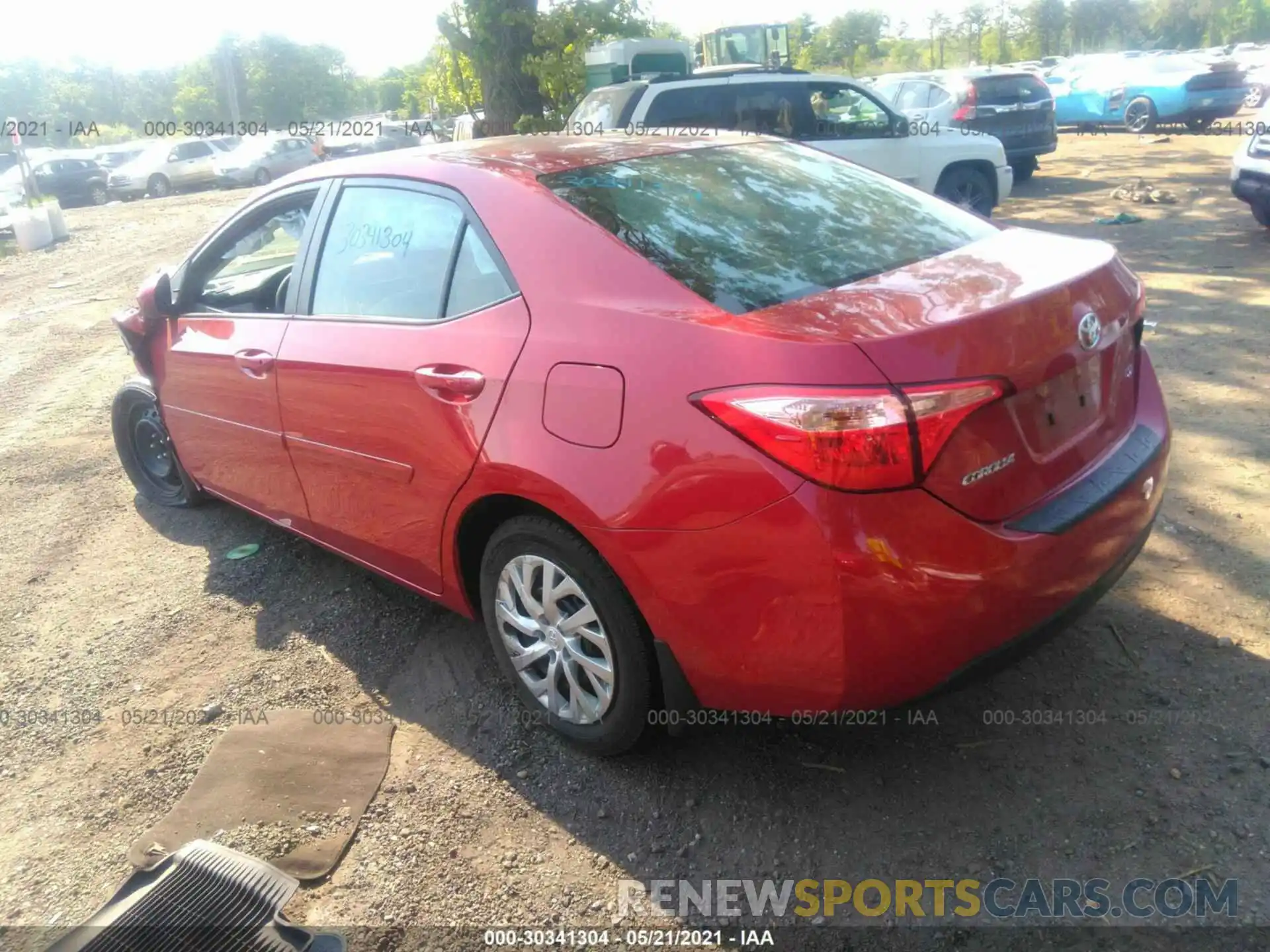 3 Photograph of a damaged car 2T1BURHE5KC221233 TOYOTA COROLLA 2019