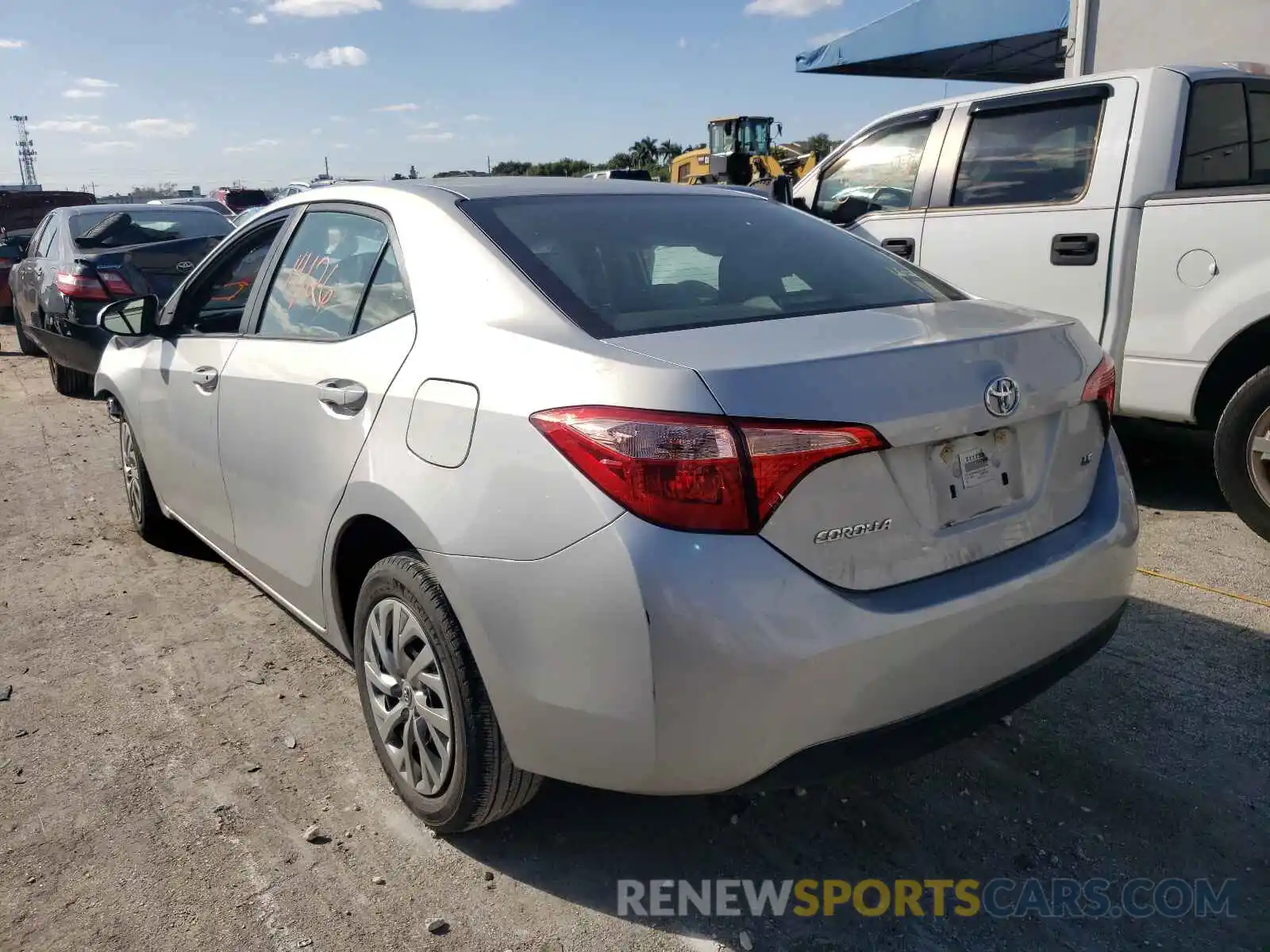 3 Photograph of a damaged car 2T1BURHE5KC221426 TOYOTA COROLLA 2019