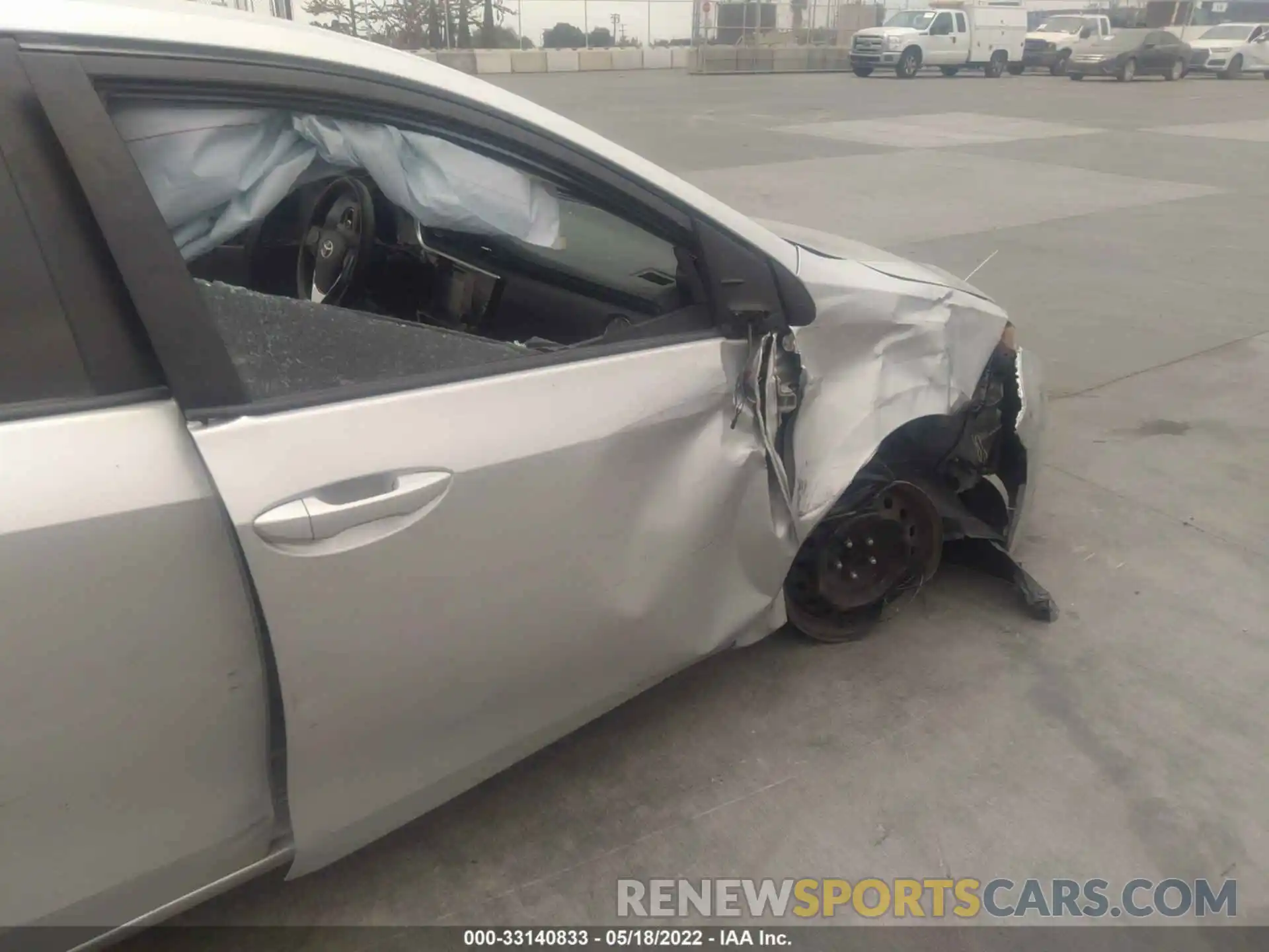 6 Photograph of a damaged car 2T1BURHE5KC221782 TOYOTA COROLLA 2019