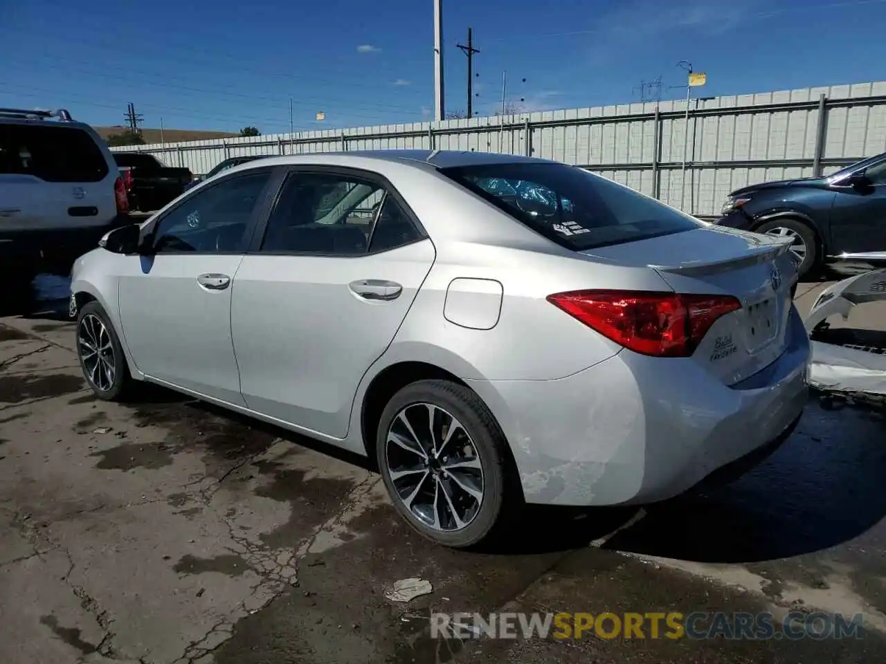 2 Photograph of a damaged car 2T1BURHE5KC222348 TOYOTA COROLLA 2019