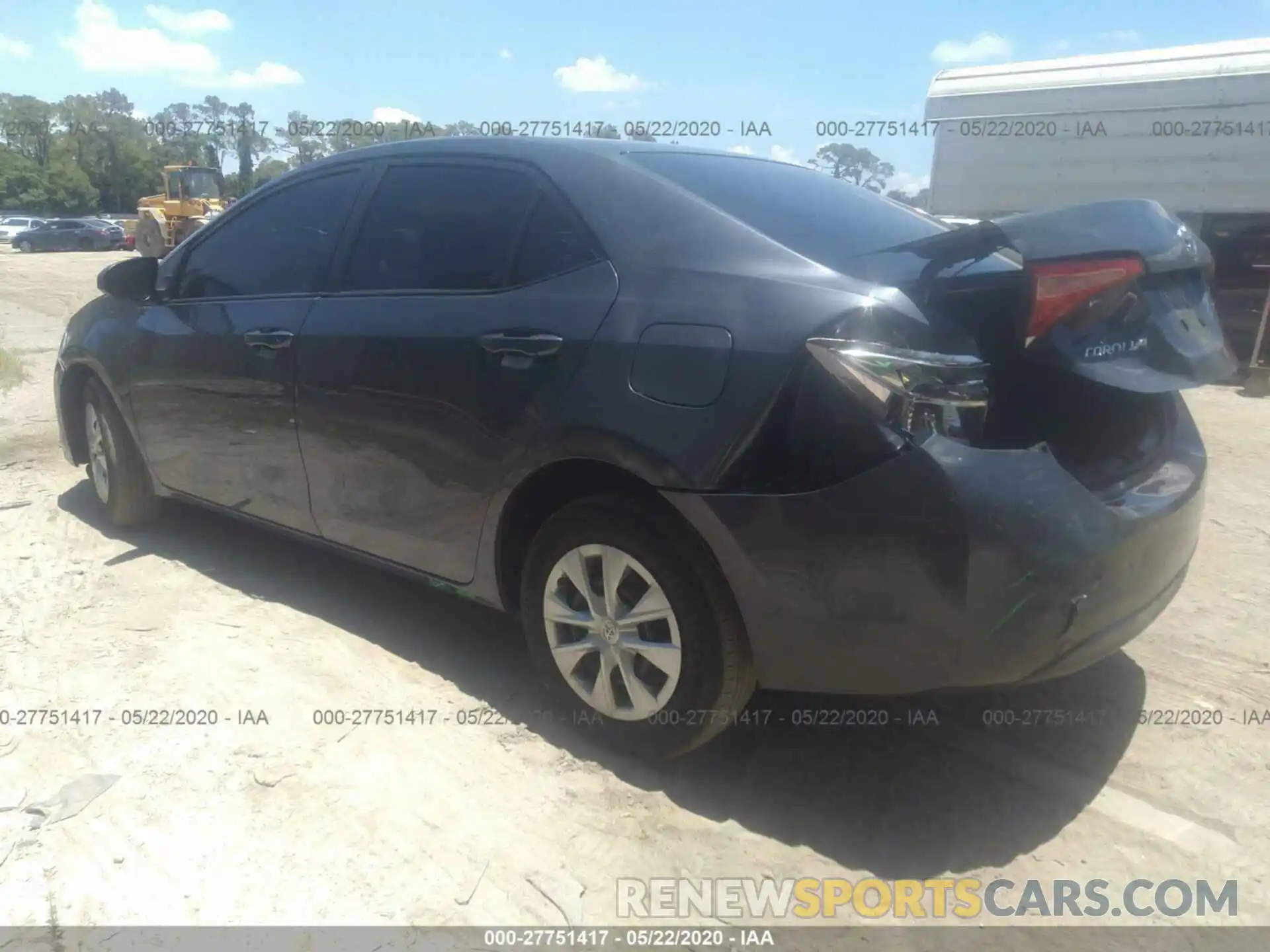 3 Photograph of a damaged car 2T1BURHE5KC222463 TOYOTA COROLLA 2019