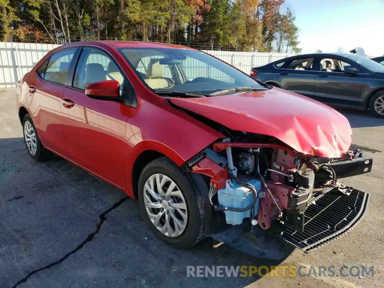 1 Photograph of a damaged car 2T1BURHE5KC222866 TOYOTA COROLLA 2019