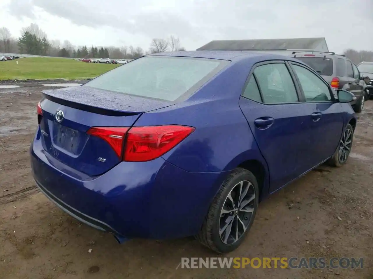 4 Photograph of a damaged car 2T1BURHE5KC223144 TOYOTA COROLLA 2019