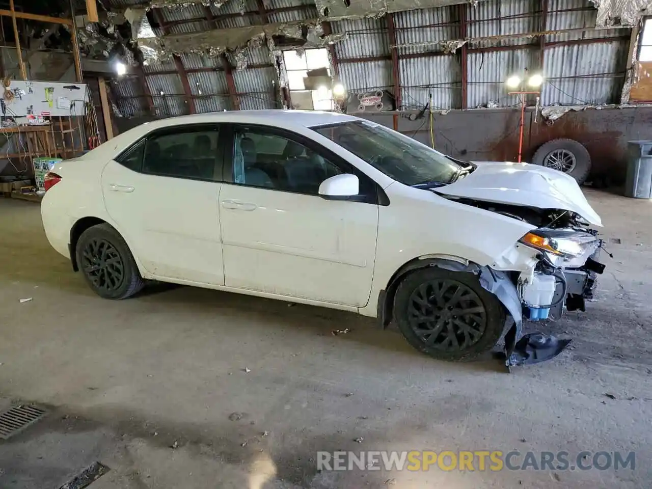 4 Photograph of a damaged car 2T1BURHE5KC223385 TOYOTA COROLLA 2019