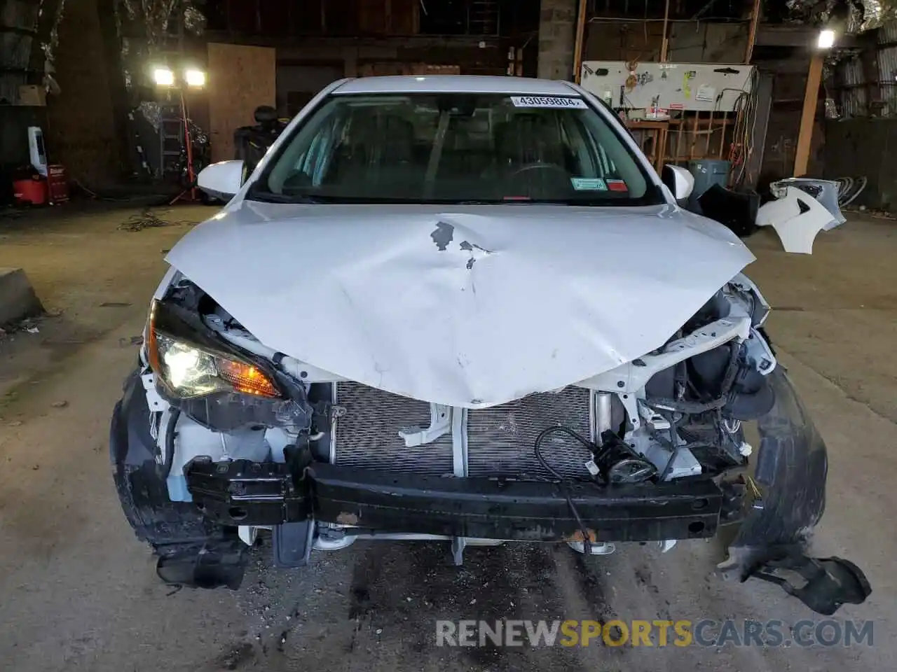 5 Photograph of a damaged car 2T1BURHE5KC223385 TOYOTA COROLLA 2019