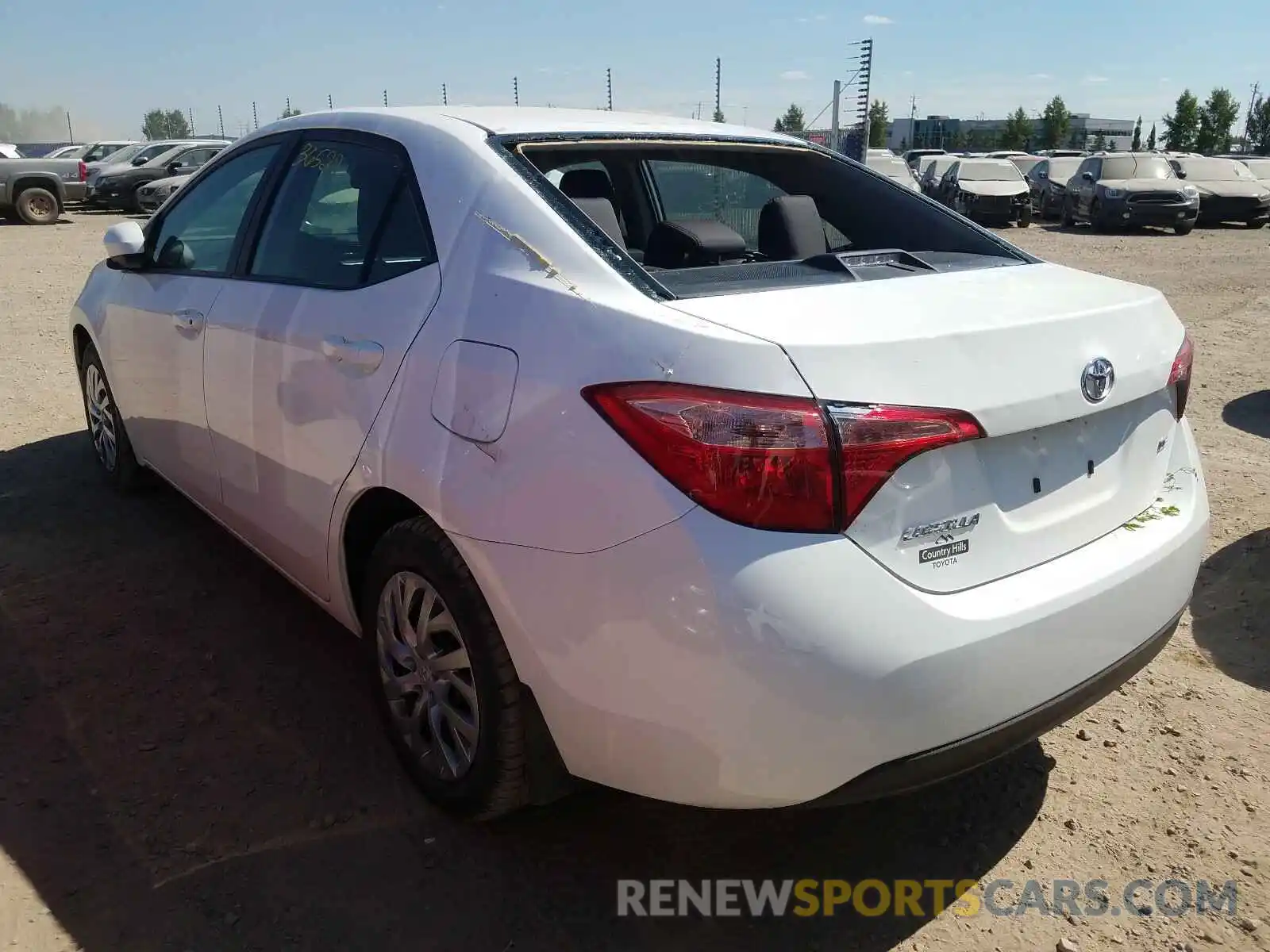 3 Photograph of a damaged car 2T1BURHE5KC224102 TOYOTA COROLLA 2019