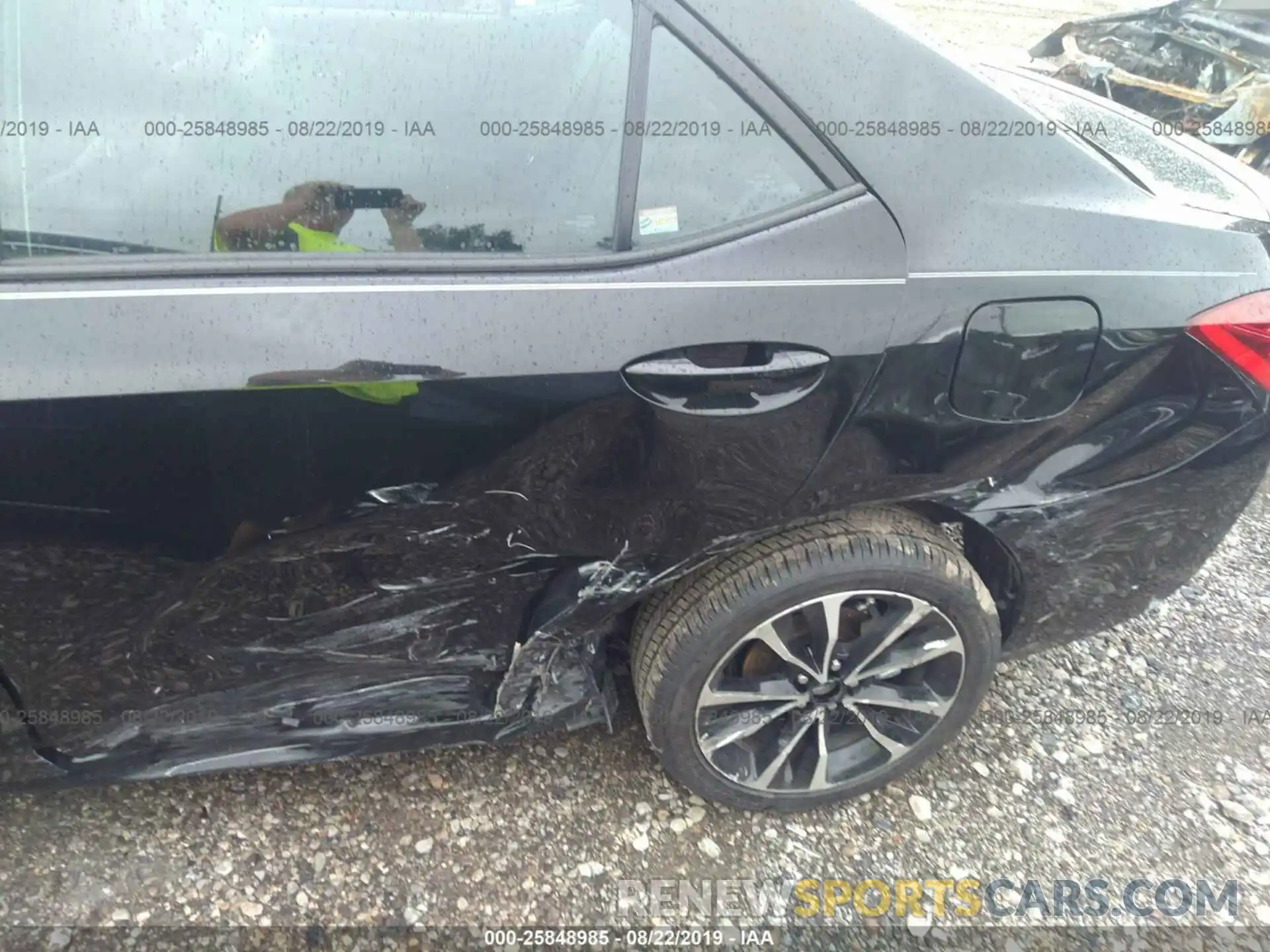 6 Фотография поврежденного автомобиля 2T1BURHE5KC224309 TOYOTA COROLLA 2019