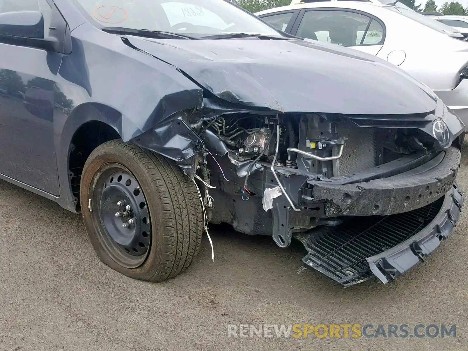 9 Фотография поврежденного автомобиля 2T1BURHE5KC224505 TOYOTA COROLLA 2019
