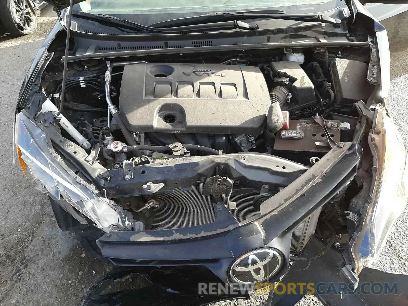 7 Photograph of a damaged car 2T1BURHE5KC224584 TOYOTA COROLLA 2019