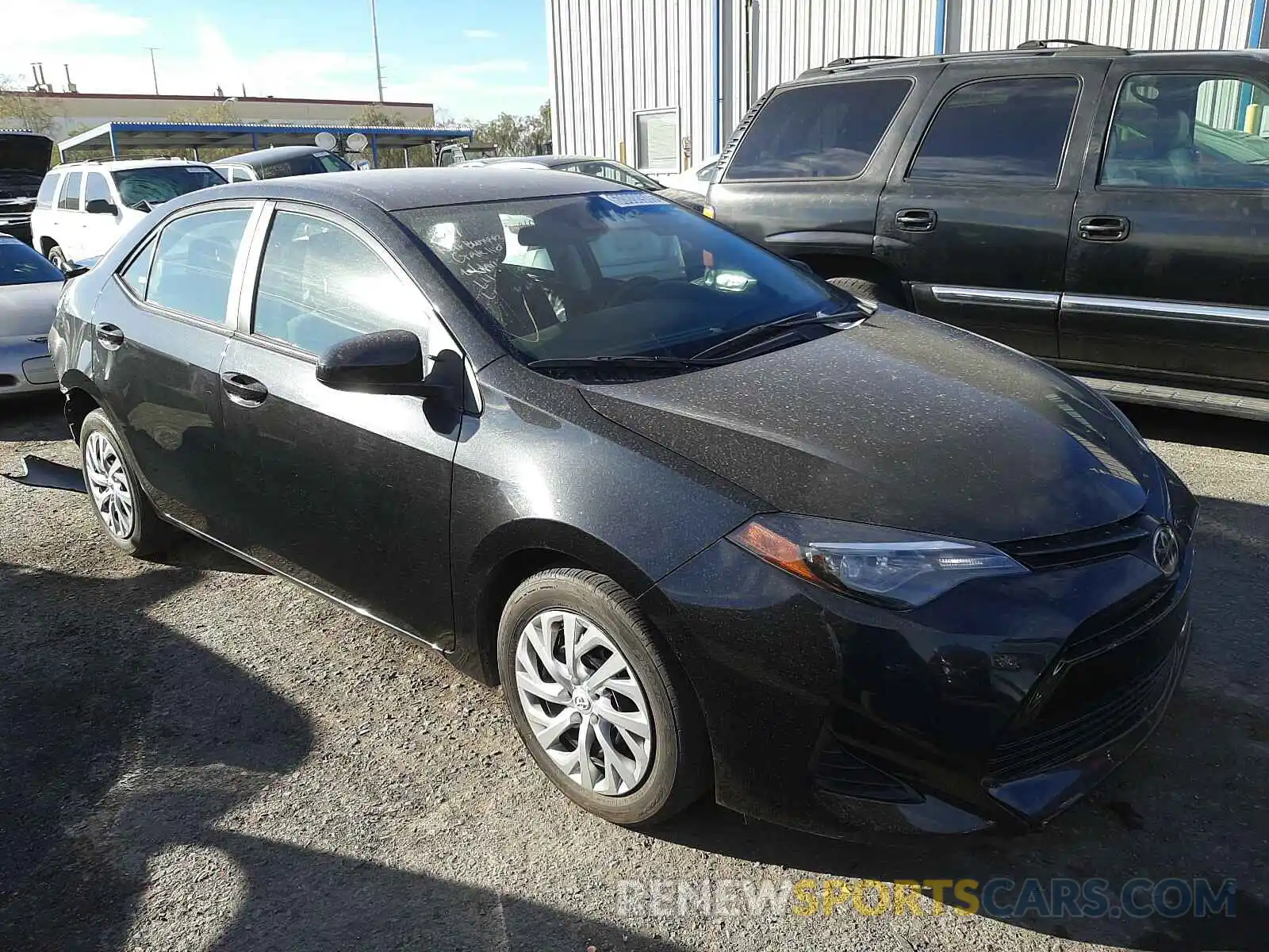 1 Photograph of a damaged car 2T1BURHE5KC225363 TOYOTA COROLLA 2019