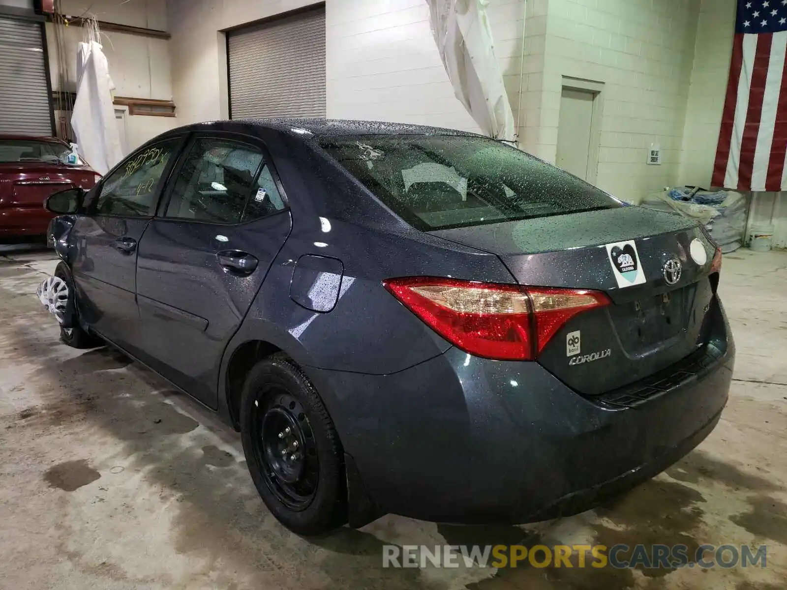 3 Photograph of a damaged car 2T1BURHE5KC225685 TOYOTA COROLLA 2019