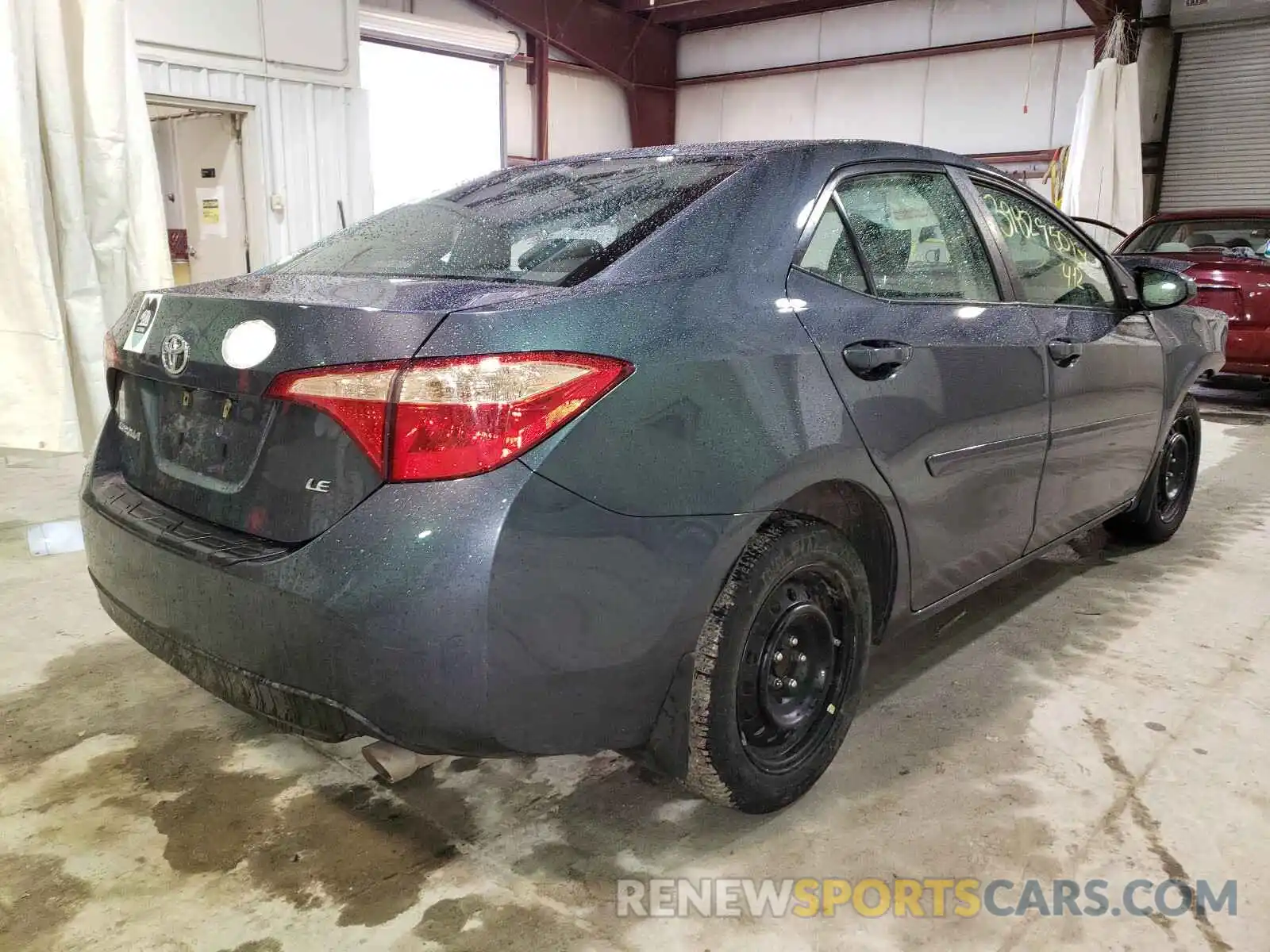 4 Photograph of a damaged car 2T1BURHE5KC225685 TOYOTA COROLLA 2019