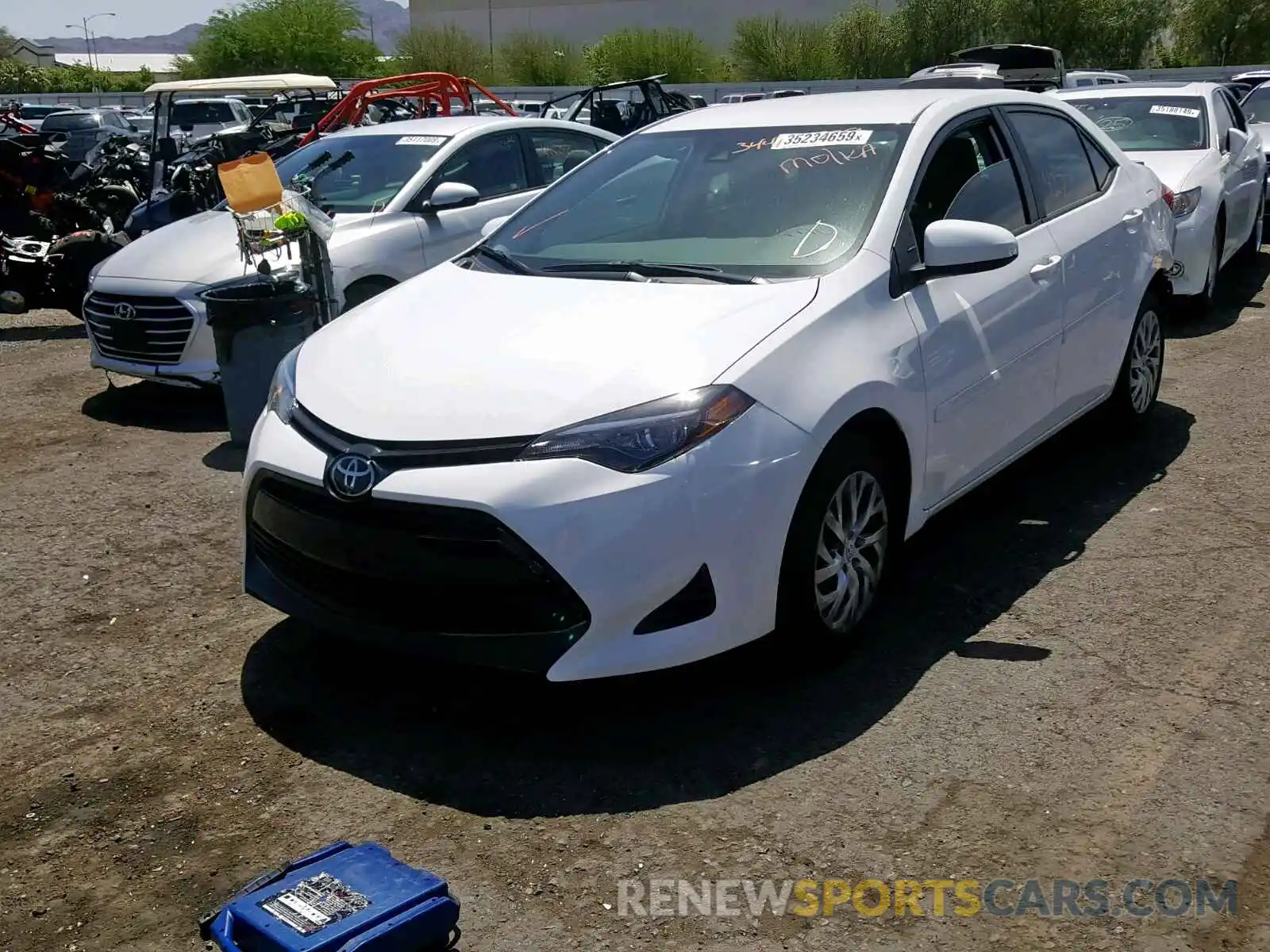 2 Photograph of a damaged car 2T1BURHE5KC226481 TOYOTA COROLLA 2019