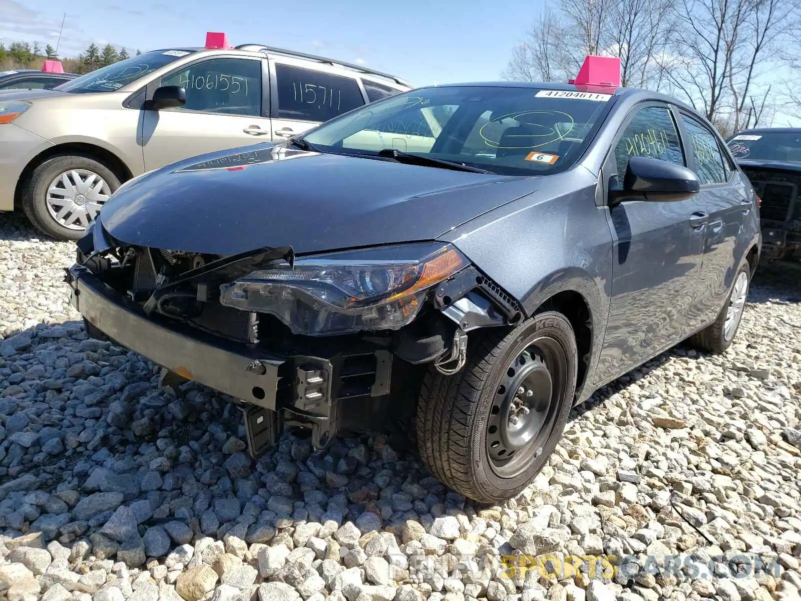 2 Photograph of a damaged car 2T1BURHE5KC228781 TOYOTA COROLLA 2019