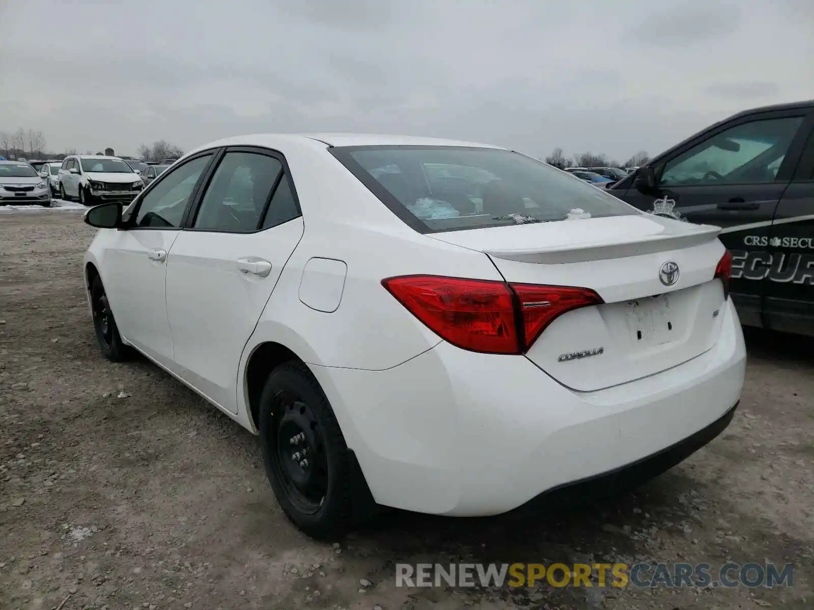 3 Photograph of a damaged car 2T1BURHE5KC229140 TOYOTA COROLLA 2019