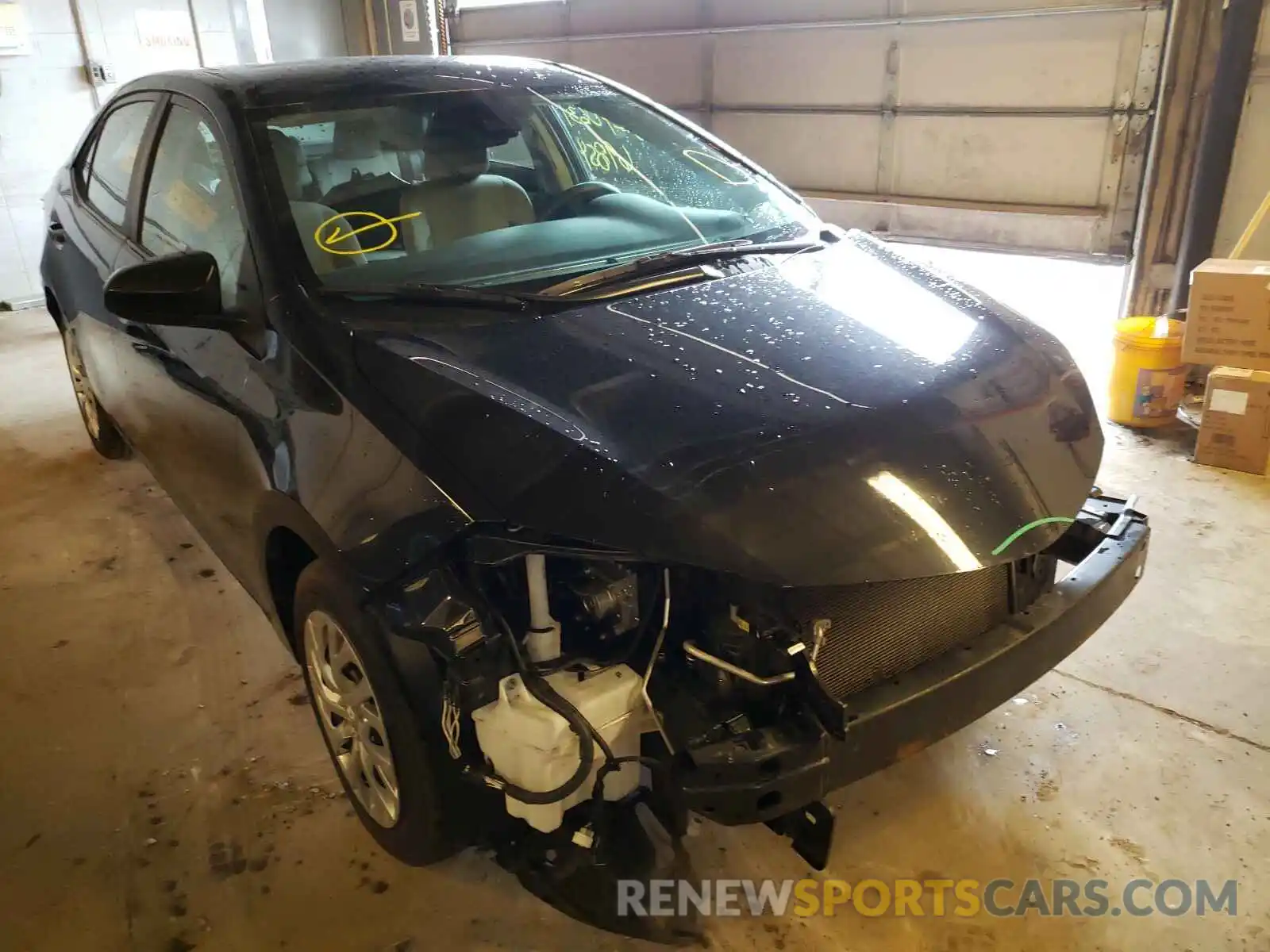 1 Photograph of a damaged car 2T1BURHE5KC229736 TOYOTA COROLLA 2019