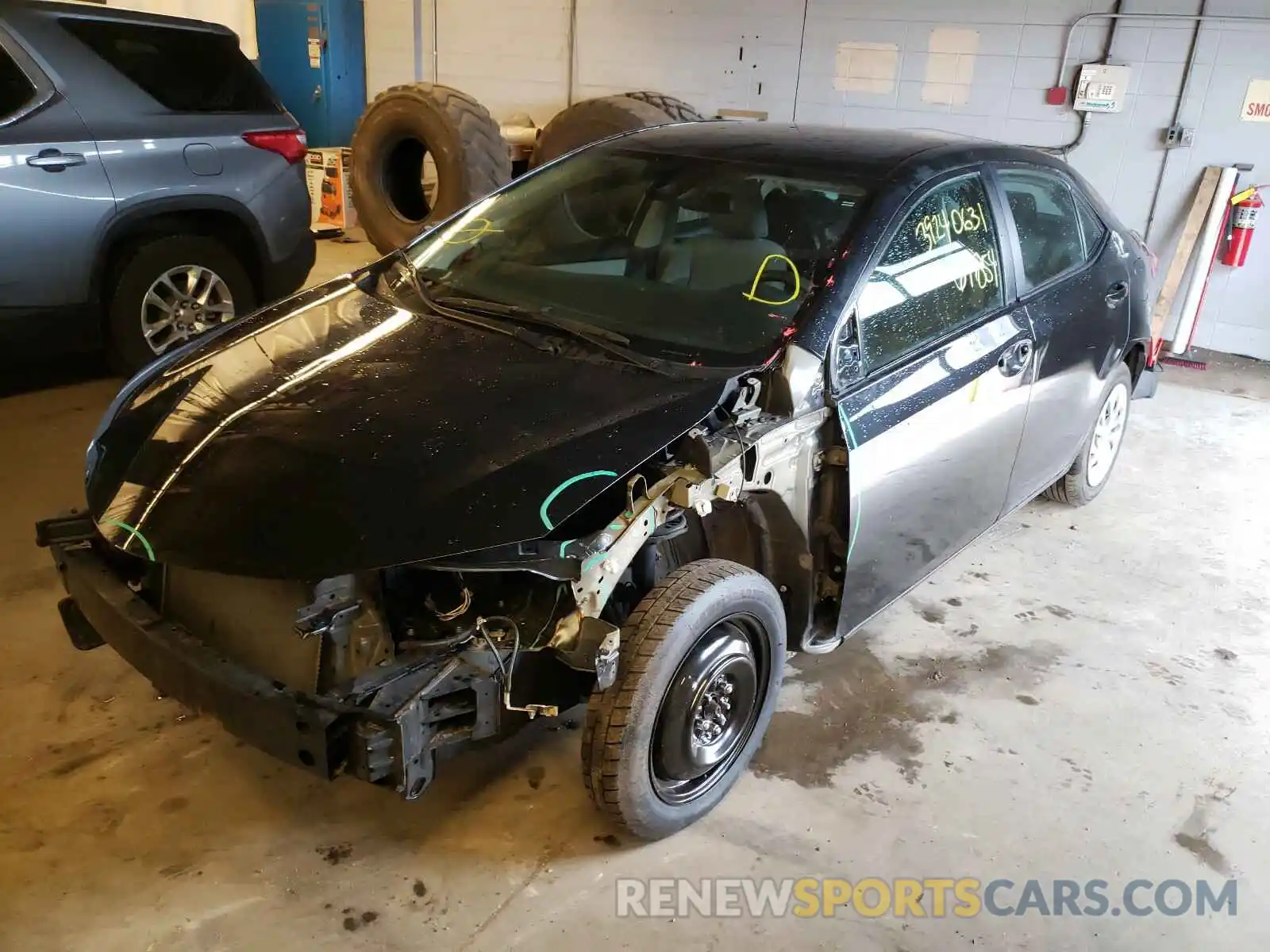 2 Photograph of a damaged car 2T1BURHE5KC229736 TOYOTA COROLLA 2019