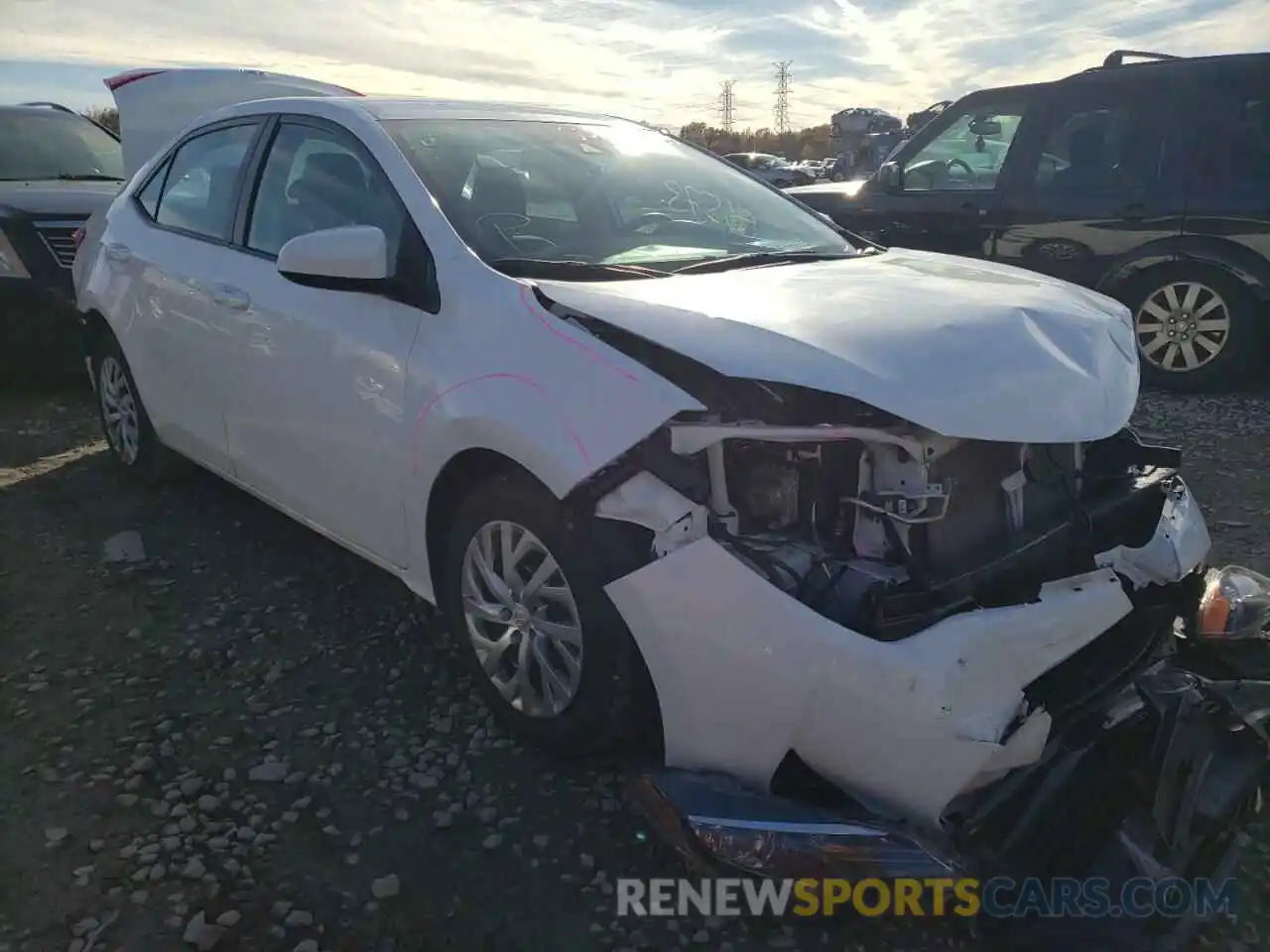 1 Photograph of a damaged car 2T1BURHE5KC229851 TOYOTA COROLLA 2019