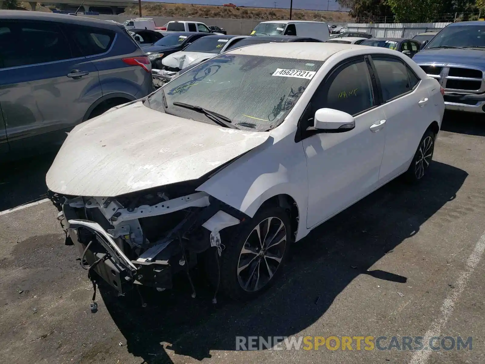 2 Photograph of a damaged car 2T1BURHE5KC230207 TOYOTA COROLLA 2019