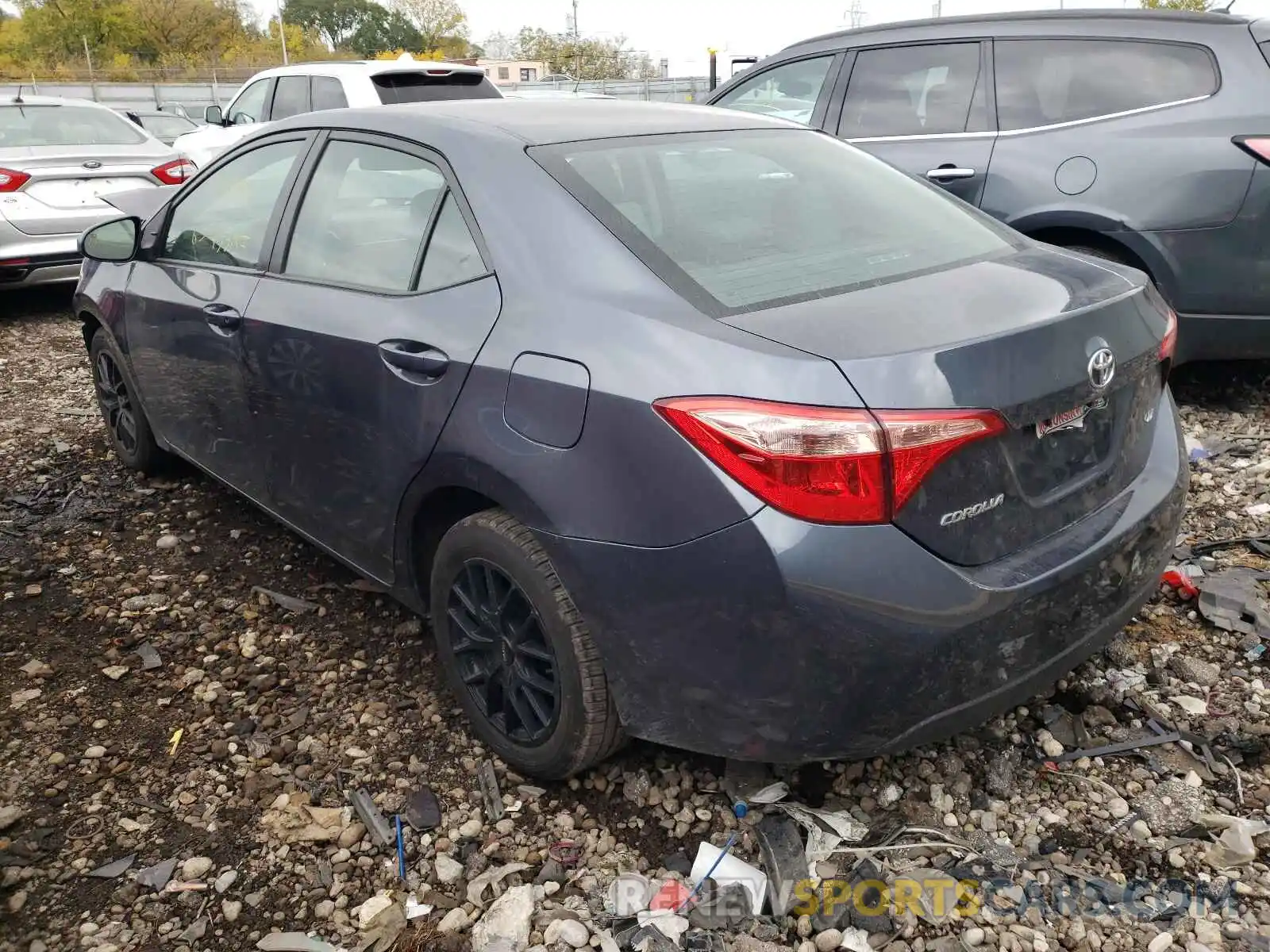 3 Photograph of a damaged car 2T1BURHE5KC230563 TOYOTA COROLLA 2019