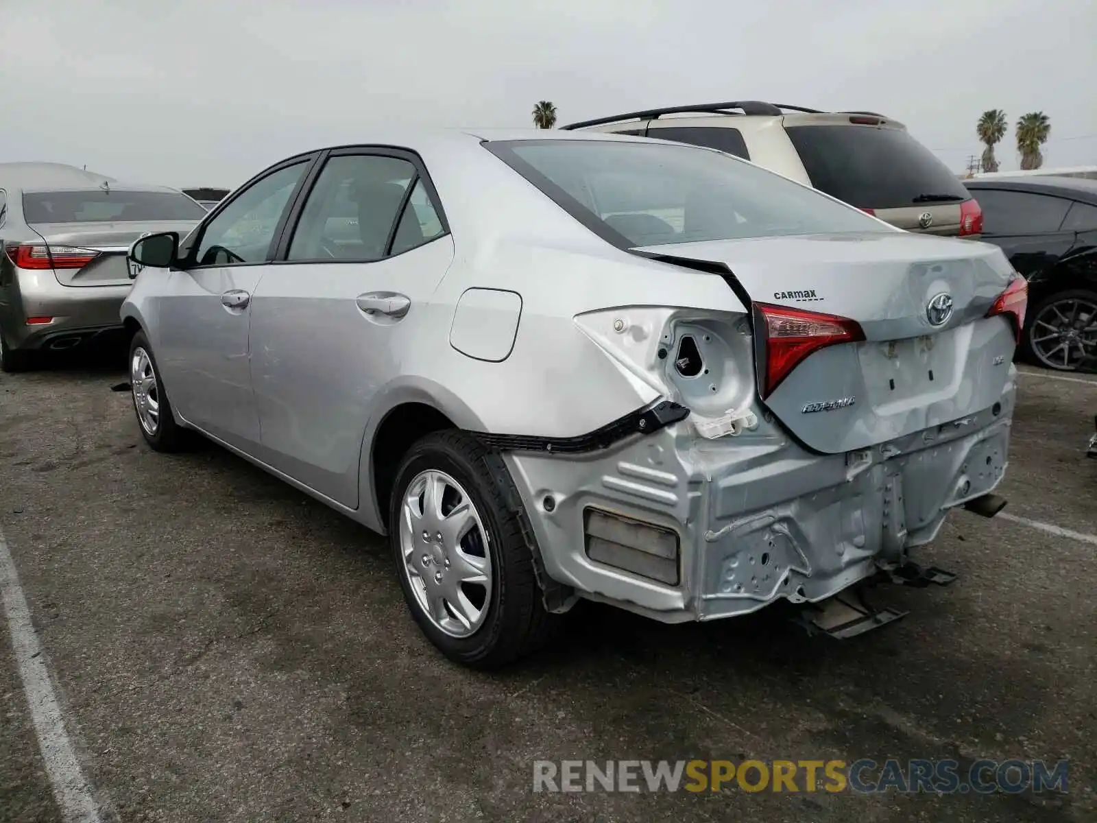 3 Photograph of a damaged car 2T1BURHE5KC232166 TOYOTA COROLLA 2019