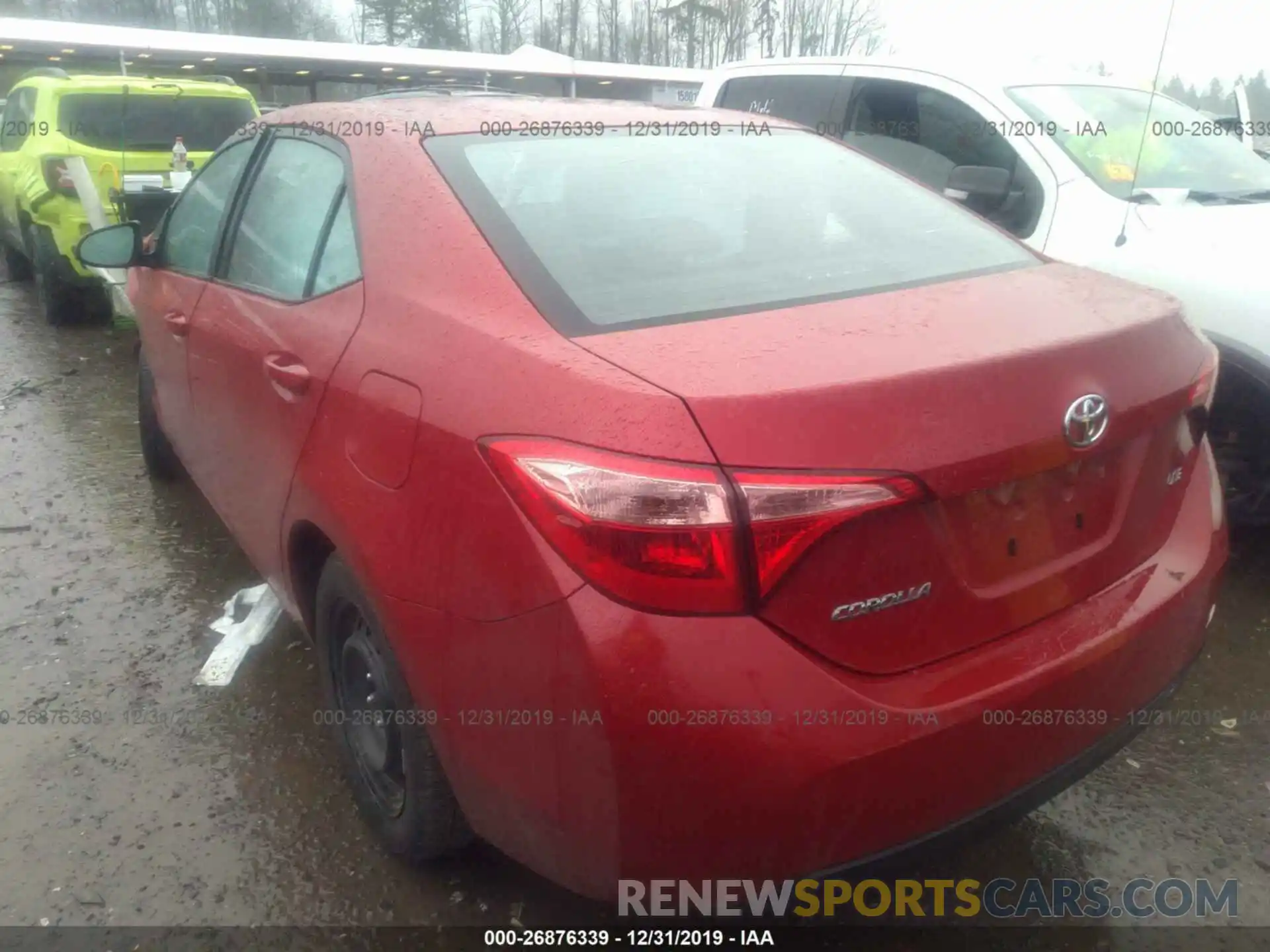 3 Photograph of a damaged car 2T1BURHE5KC232636 TOYOTA COROLLA 2019