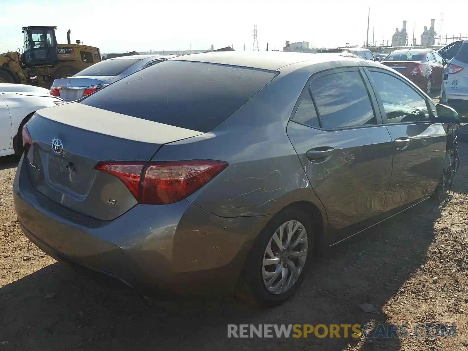 4 Photograph of a damaged car 2T1BURHE5KC232684 TOYOTA COROLLA 2019