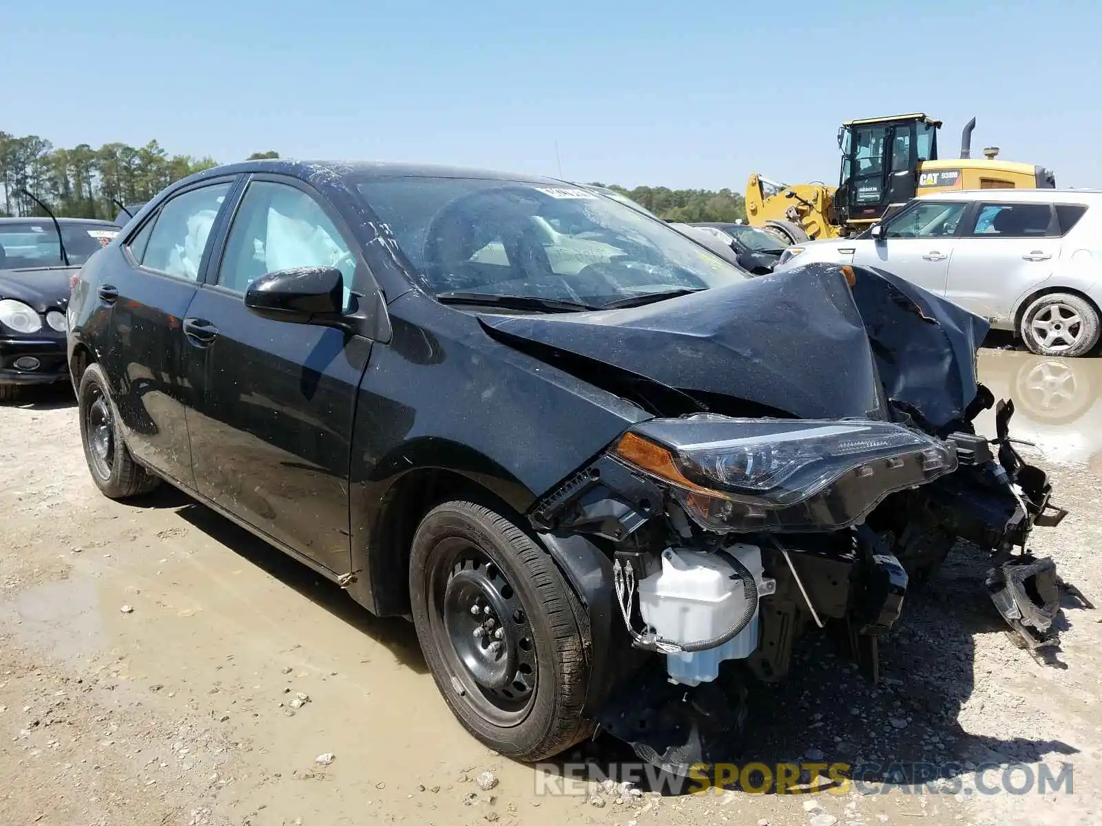 1 Photograph of a damaged car 2T1BURHE5KC233320 TOYOTA COROLLA 2019