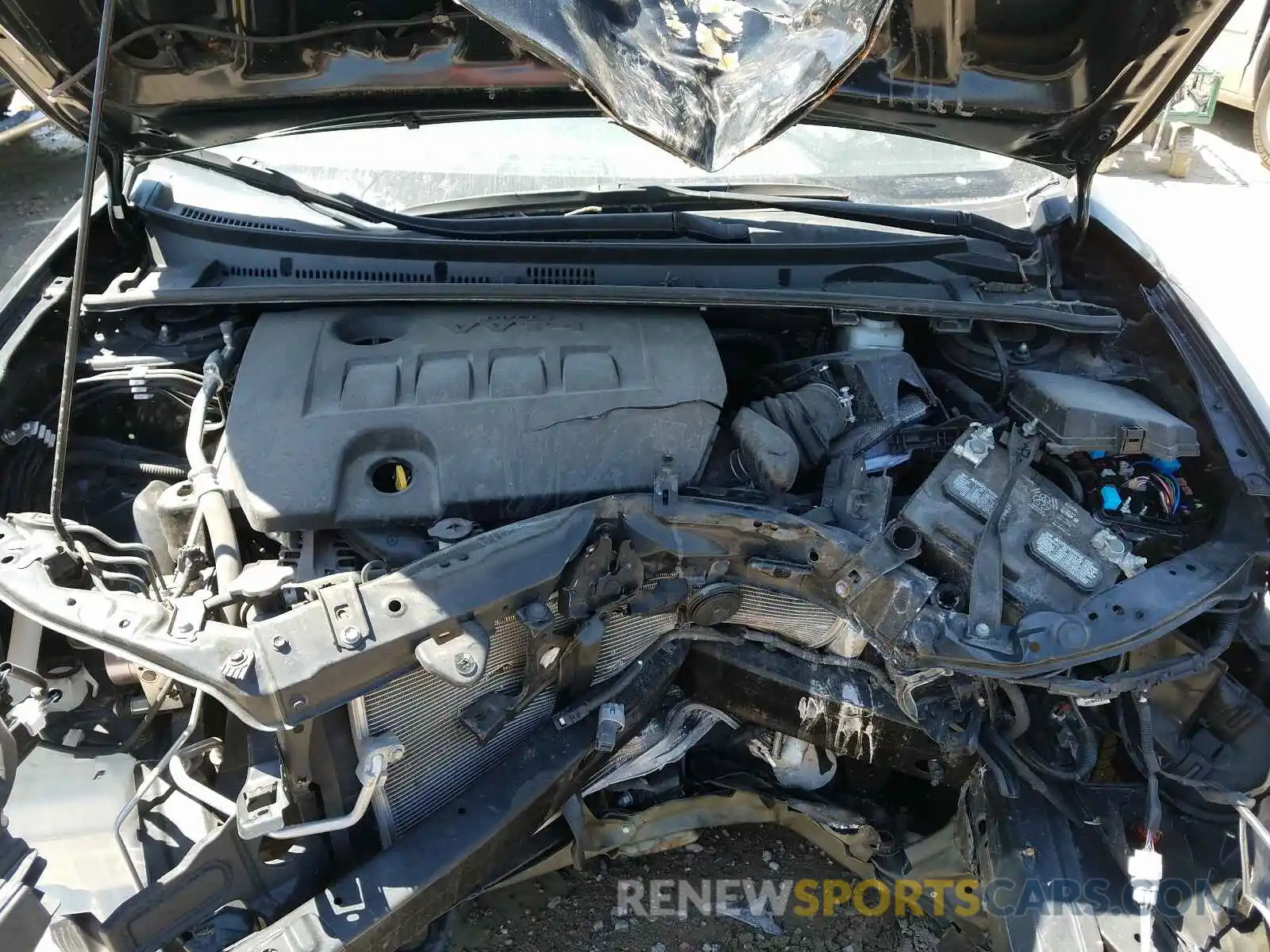 7 Photograph of a damaged car 2T1BURHE5KC233320 TOYOTA COROLLA 2019