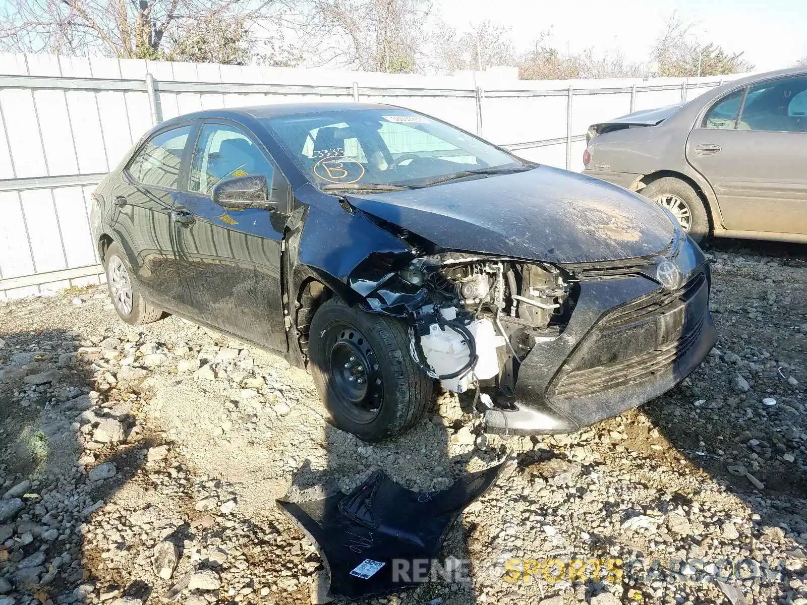 1 Photograph of a damaged car 2T1BURHE5KC233351 TOYOTA COROLLA 2019