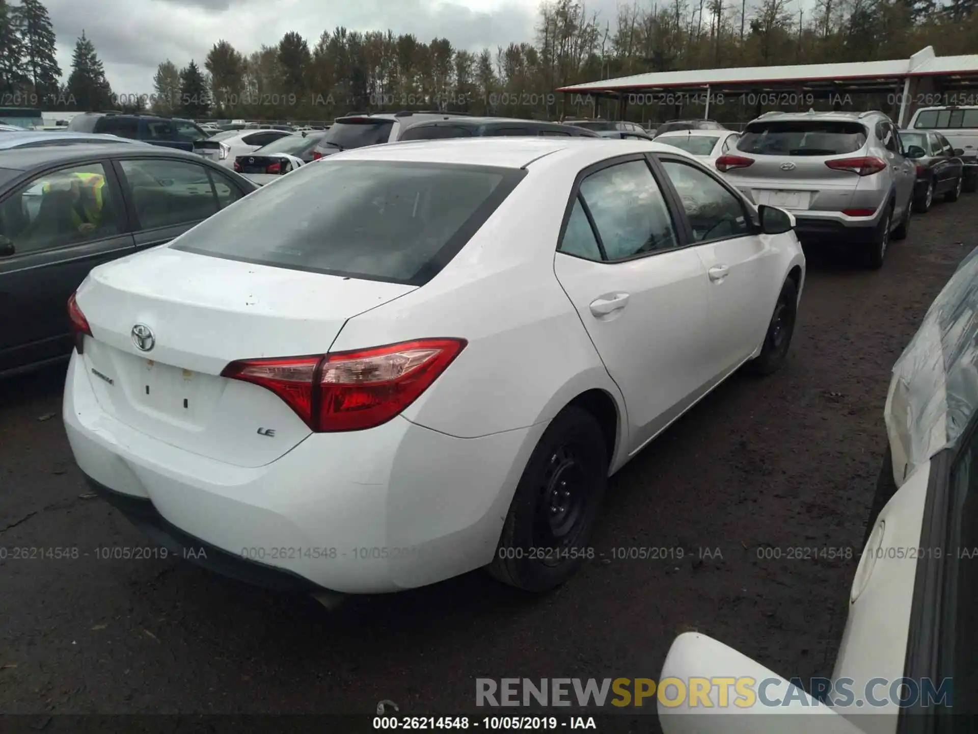 4 Photograph of a damaged car 2T1BURHE5KC235973 TOYOTA COROLLA 2019