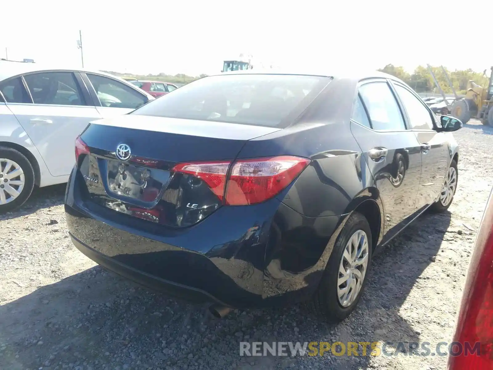 4 Photograph of a damaged car 2T1BURHE5KC236461 TOYOTA COROLLA 2019